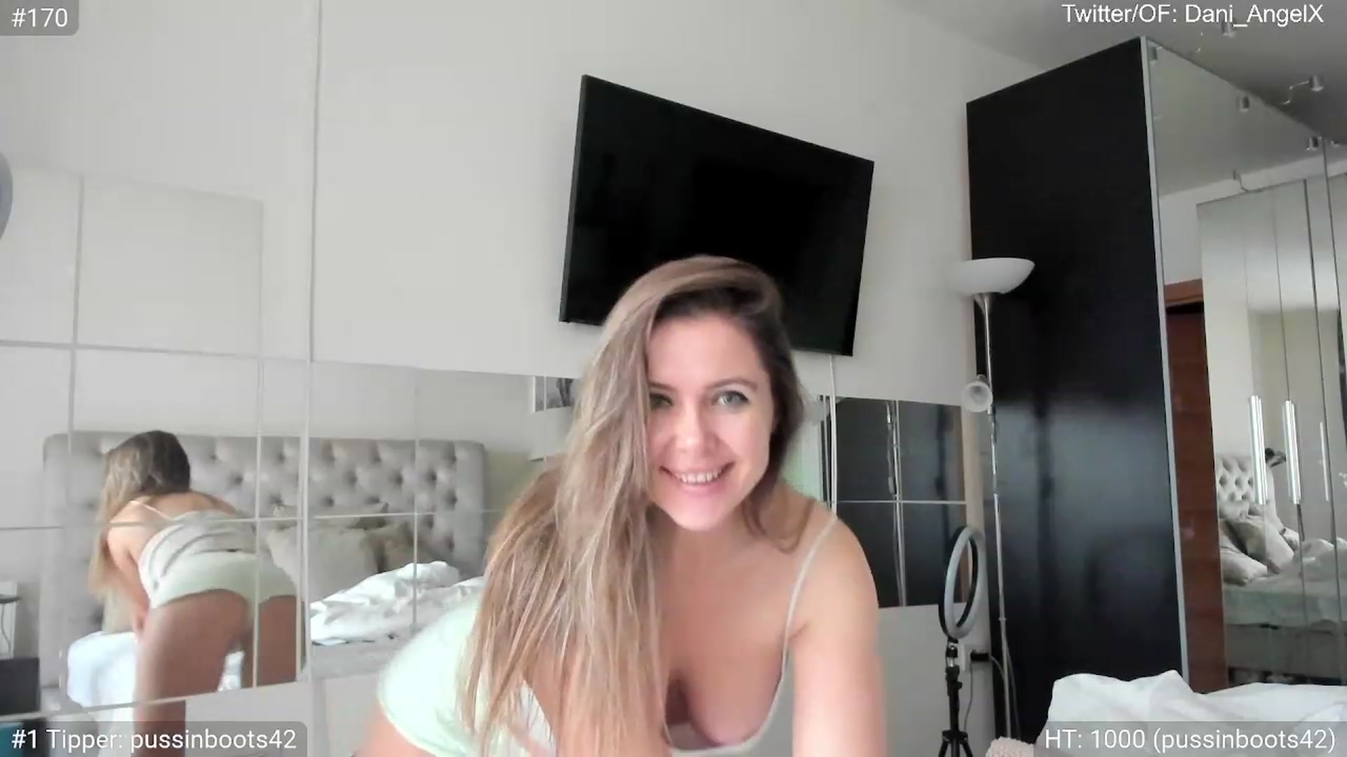 Gallery image thumbnail from Dani_Angel's myfreecams stream on, 12/08/2023, 06:58 image 5 of 20
