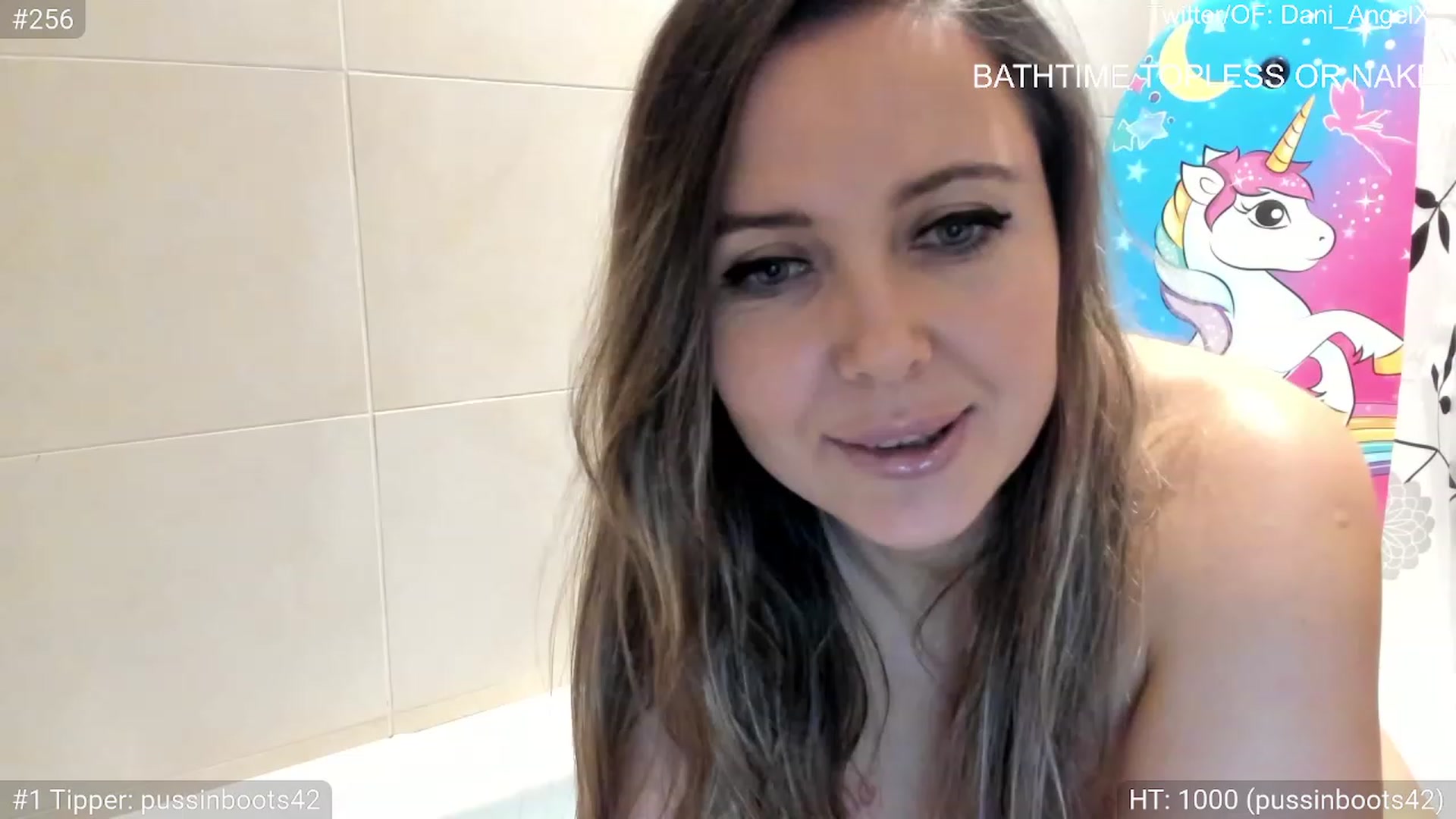 Gallery image thumbnail from Dani_Angel's myfreecams stream on, 12/10/2023, 14:20 image 14 of 20