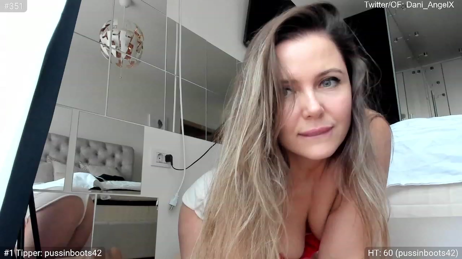 Gallery image thumbnail from Dani_Angel's myfreecams stream on, 12/13/2023, 14:00 image 8 of 20