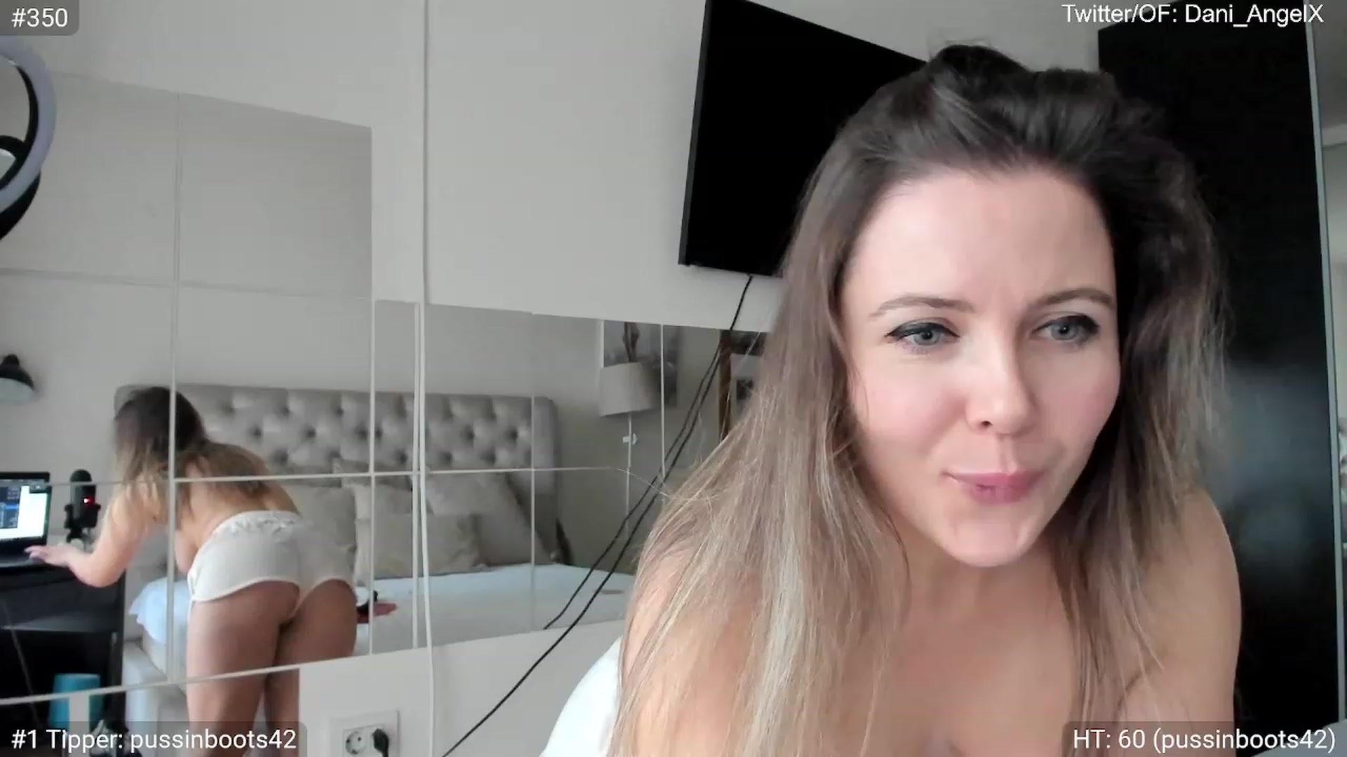 Gallery image thumbnail from Dani_Angel's myfreecams stream on, 12/13/2023, 14:00 image 11 of 20