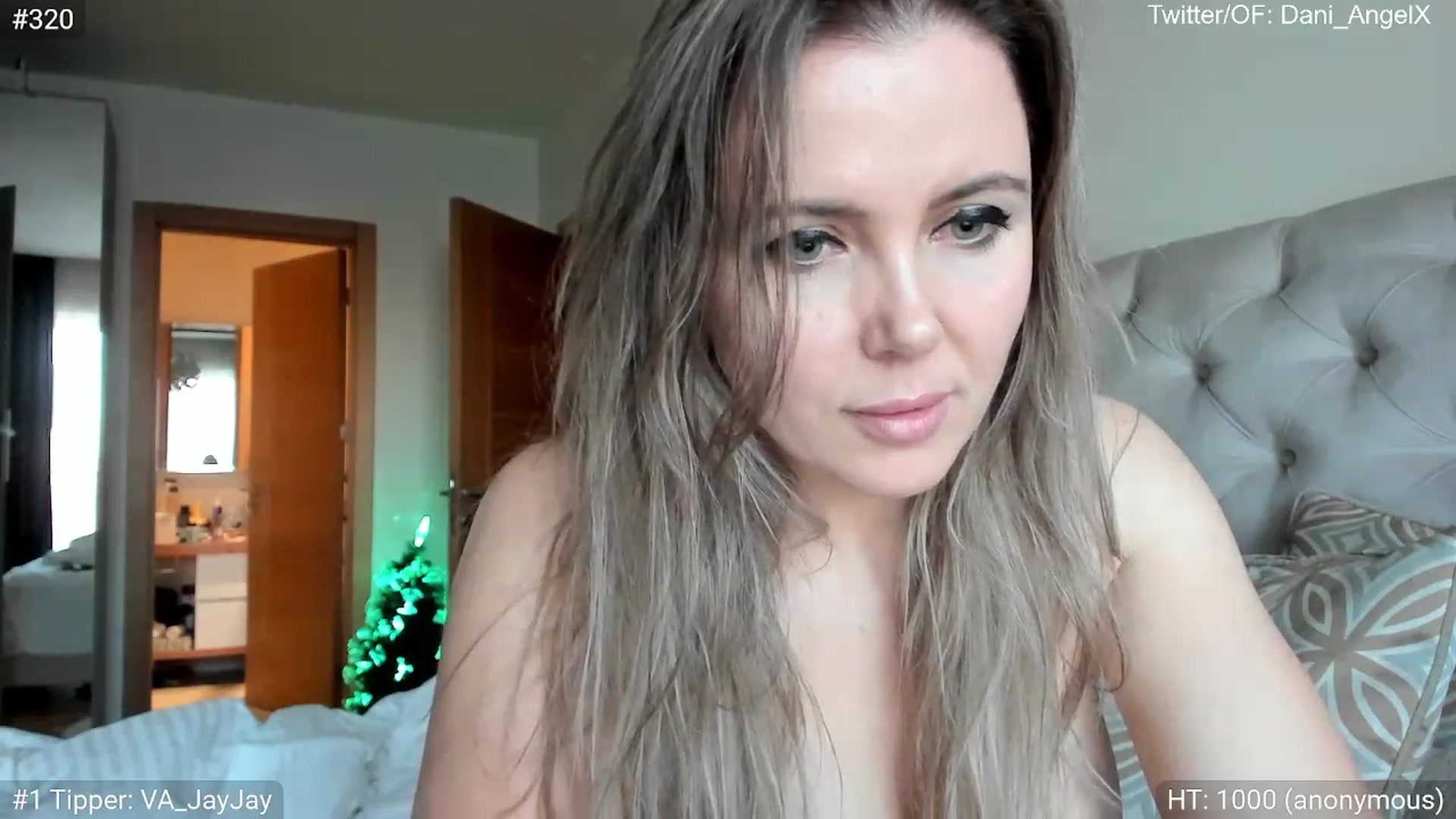 Gallery image thumbnail from Dani_Angel's myfreecams stream on, 12/19/2023, 14:18 image 20 of 20