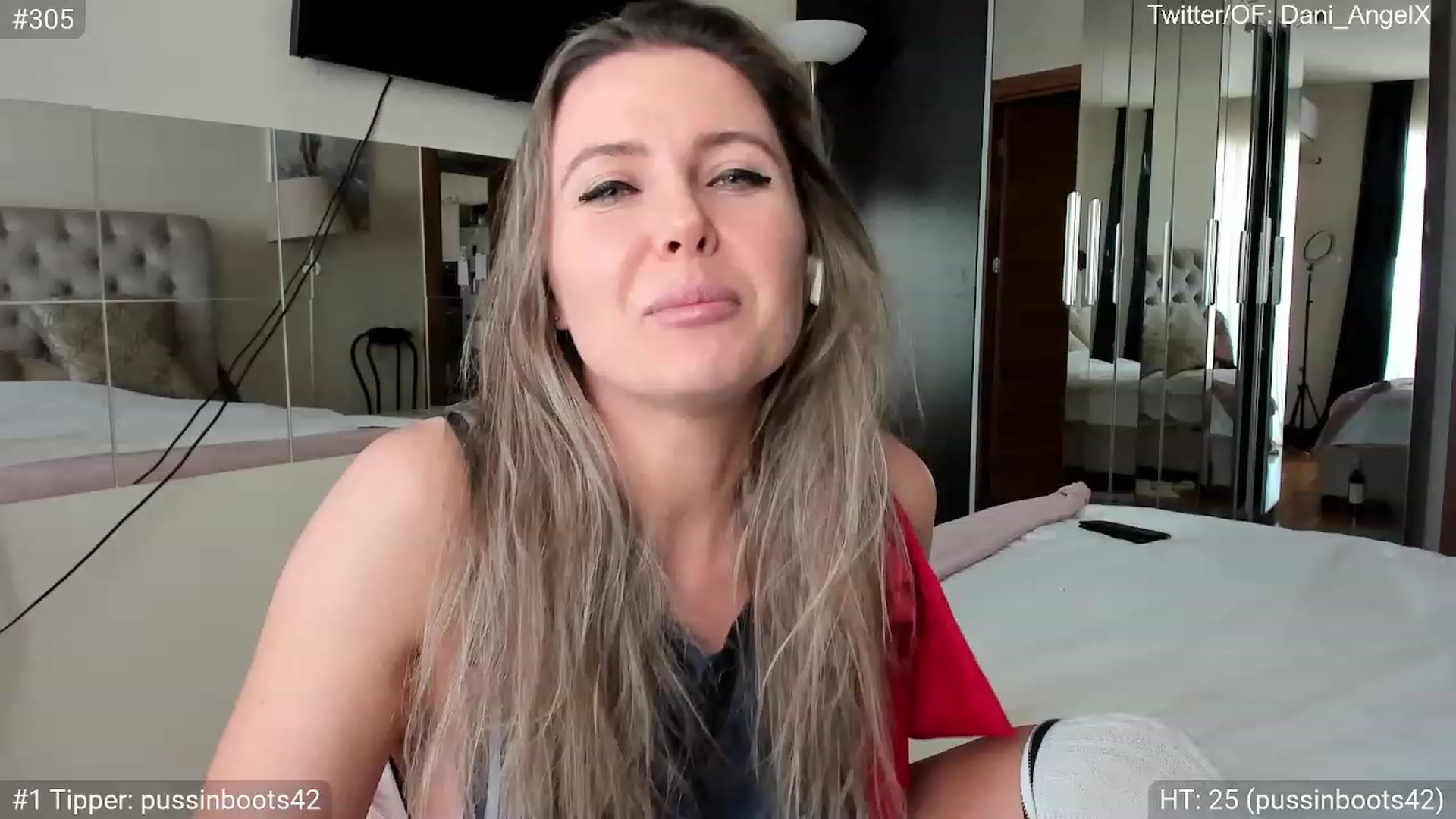 Gallery image thumbnail from Dani_Angel's myfreecams stream on, 12/26/2023, 15:28 image 3 of 20