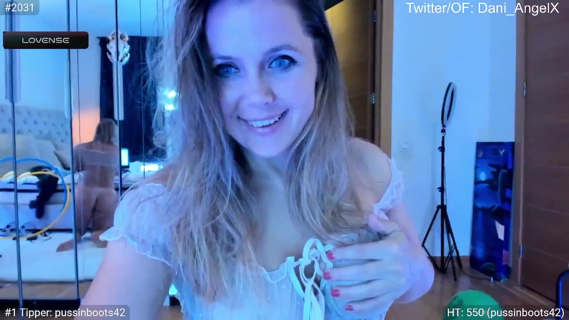 Gallery image thumbnail from Dani_Angel's myfreecams stream on, 04/30/2024, 22:08 image 20 of 20