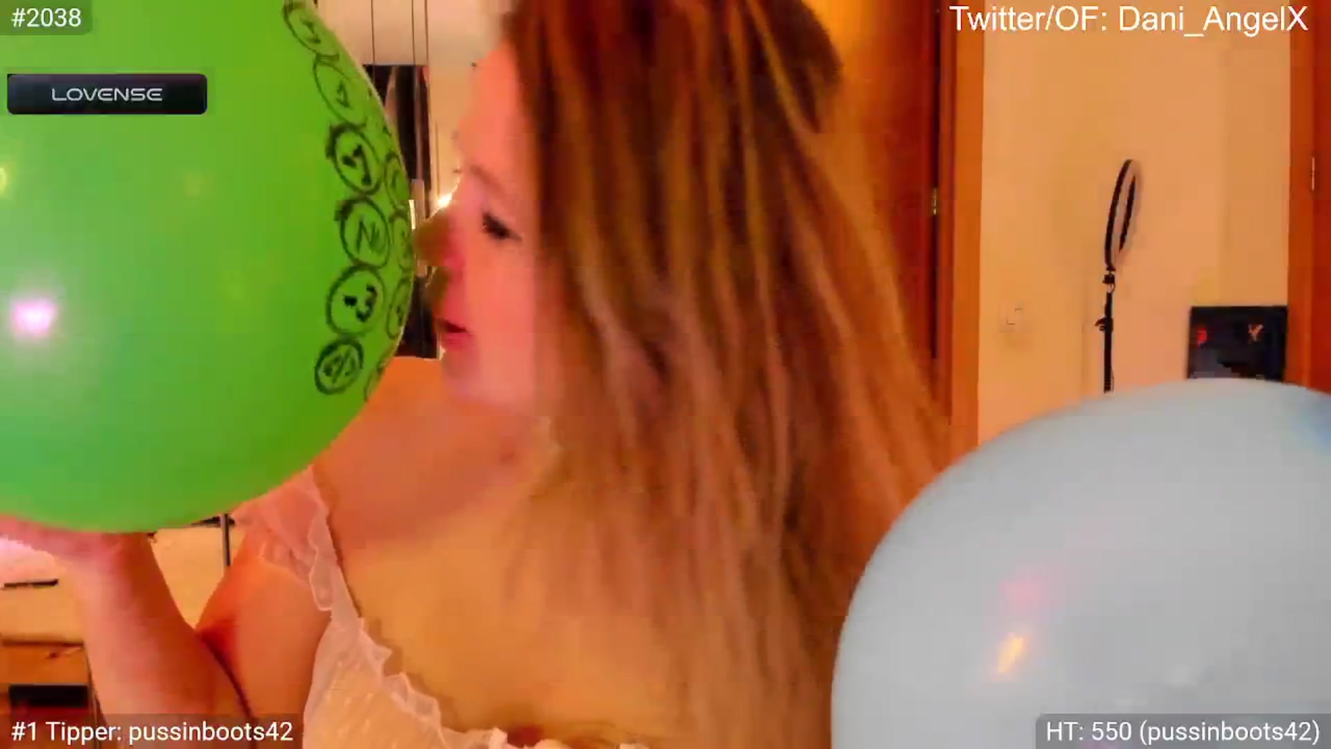 Gallery image thumbnail from Dani_Angel's myfreecams stream on, 04/30/2024, 22:08 image 7 of 20