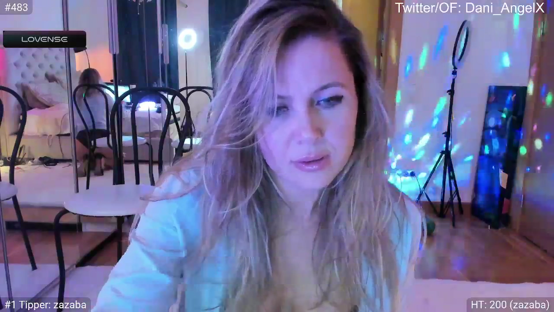 Gallery image thumbnail from Dani_Angel's myfreecams stream on, 05/03/2024, 19:22 image 13 of 20