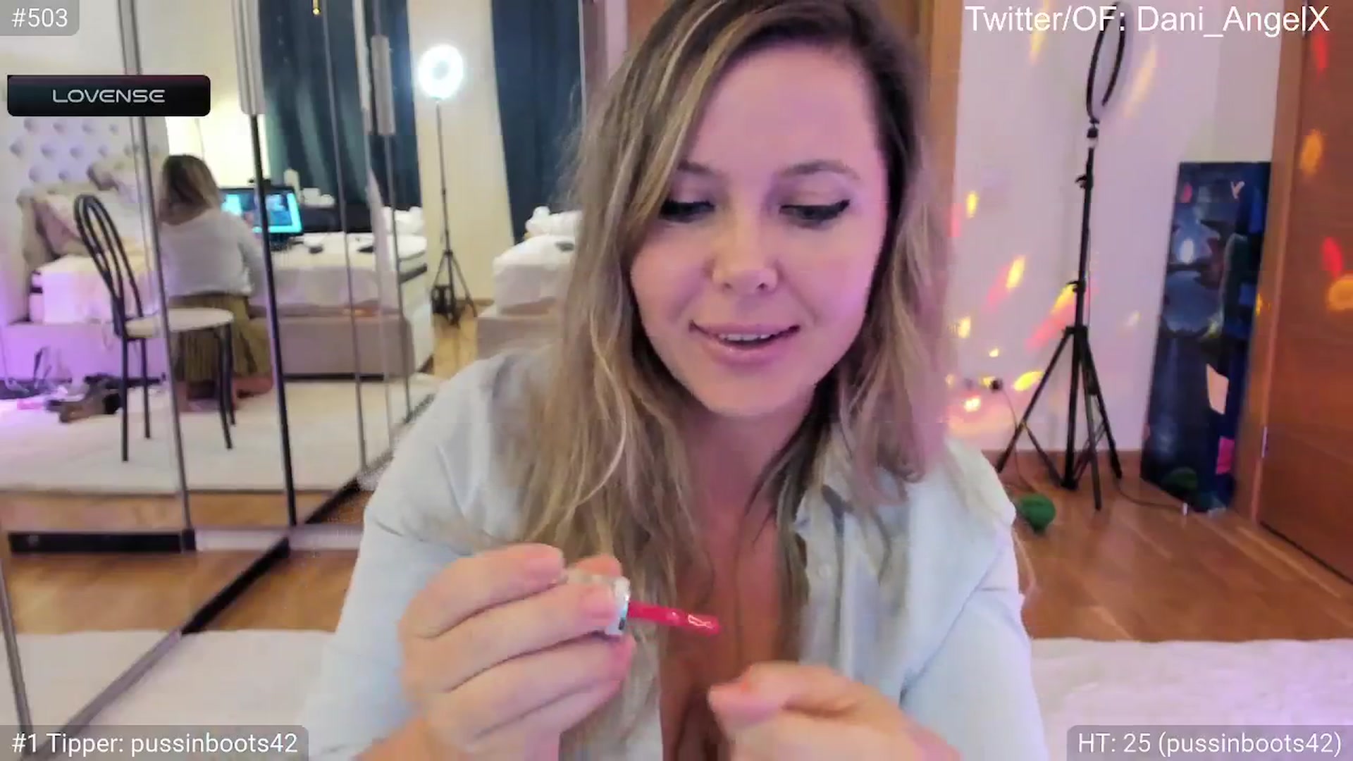 Gallery image thumbnail from Dani_Angel's myfreecams stream on, 05/03/2024, 19:22 image 3 of 20