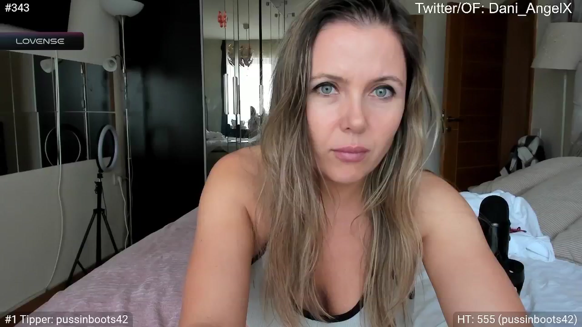 Gallery image thumbnail from Dani_Angel's myfreecams stream on, 05/12/2024, 10:55 image 1 of 20