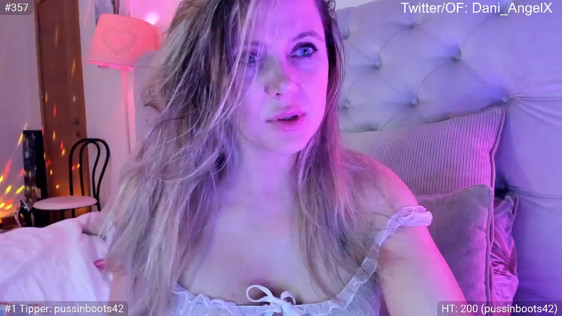 Gallery image thumbnail from Dani_Angel's myfreecams stream on, 05/16/2024, 22:32 image 16 of 20