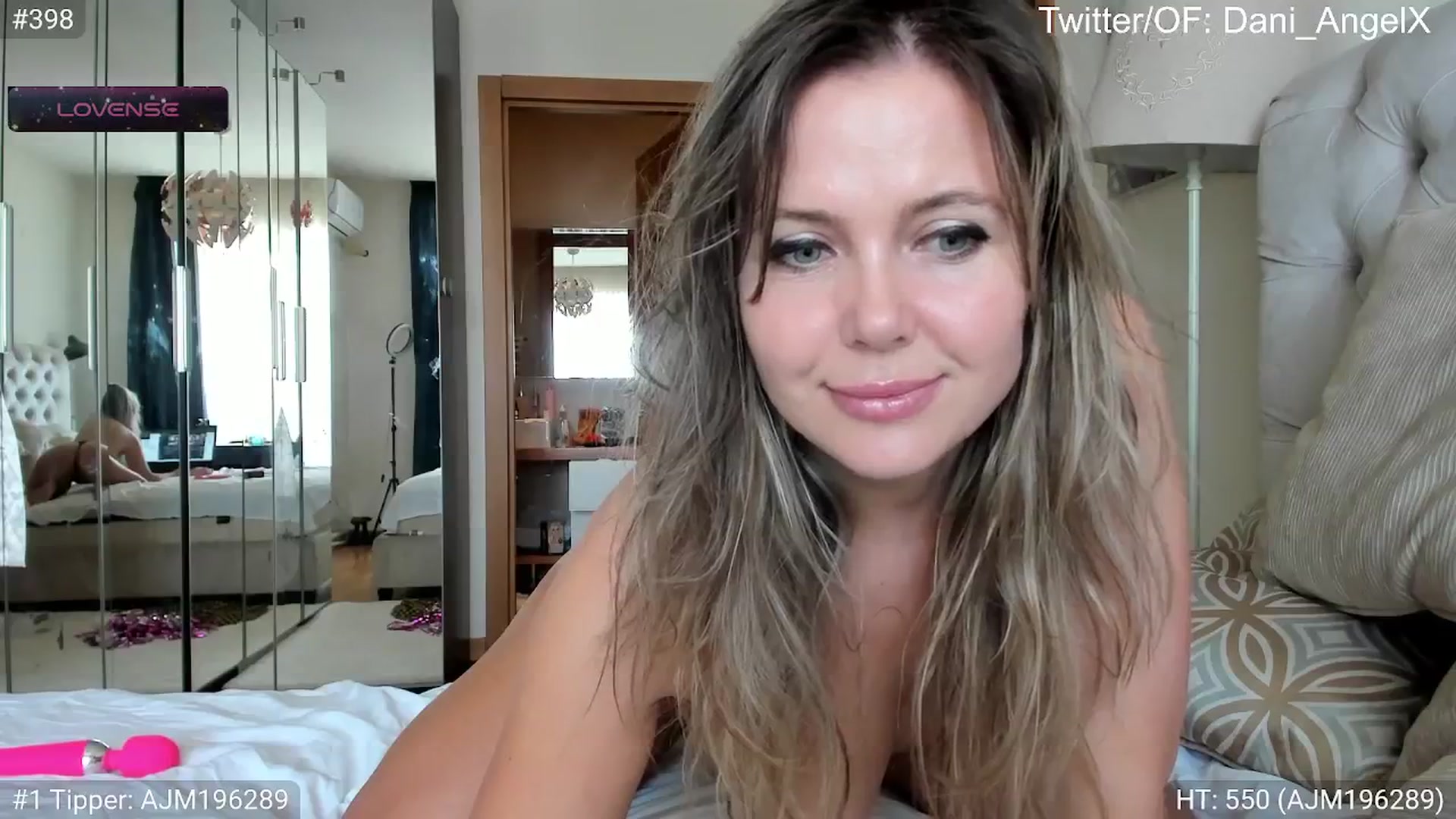 Gallery image thumbnail from Dani_Angel's myfreecams stream on, 05/25/2024, 09:10 image 14 of 20