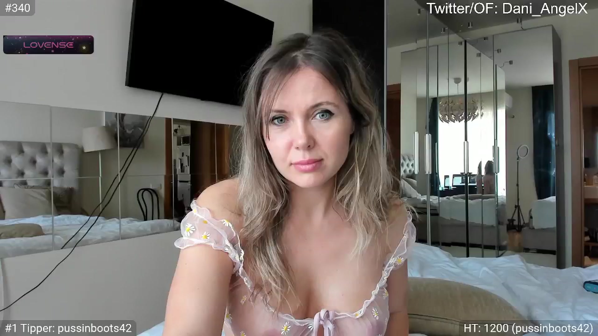 Gallery image thumbnail from Dani_Angel's myfreecams stream on, 06/03/2024, 06:40 image 9 of 20