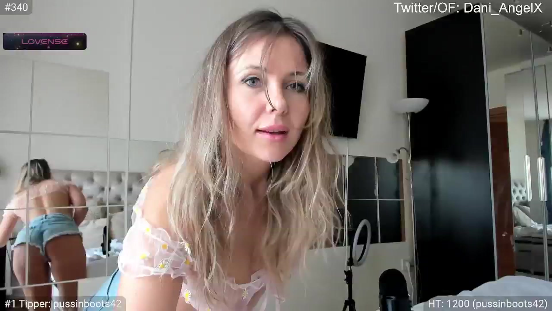 Gallery image thumbnail from Dani_Angel's myfreecams stream on, 06/03/2024, 06:40 image 4 of 20