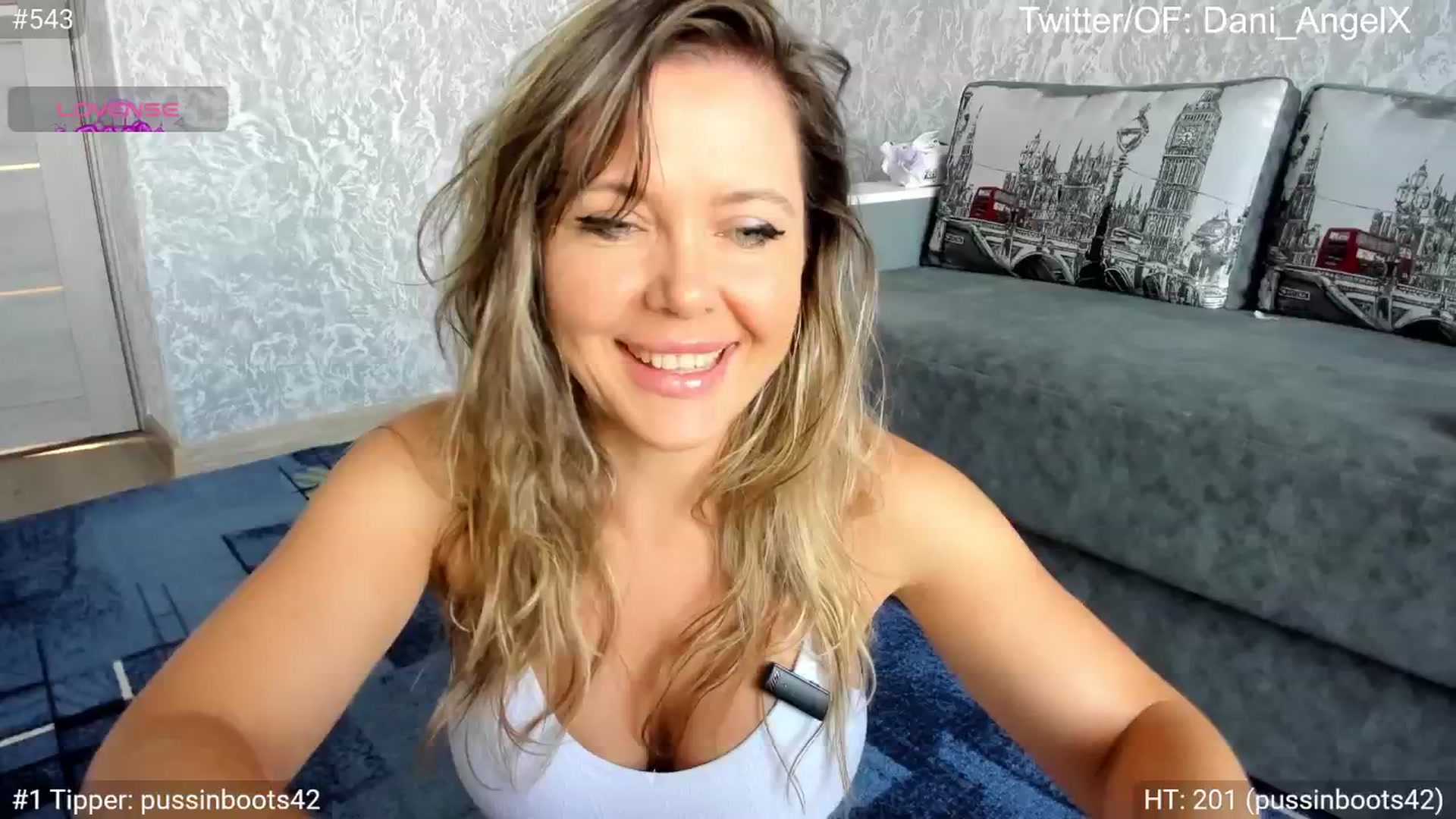 Gallery image thumbnail from Dani_Angel's myfreecams stream on, 07/22/2024, 06:28 image 1 of 20