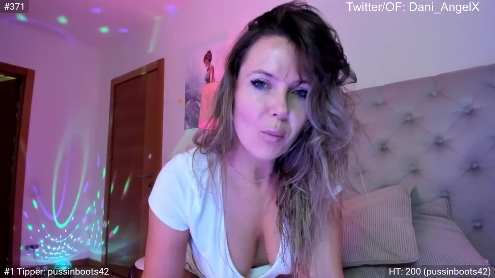 Gallery image thumbnail from Dani_Angel's myfreecams stream on, 08/15/2024, 22:01 image 4 of 20