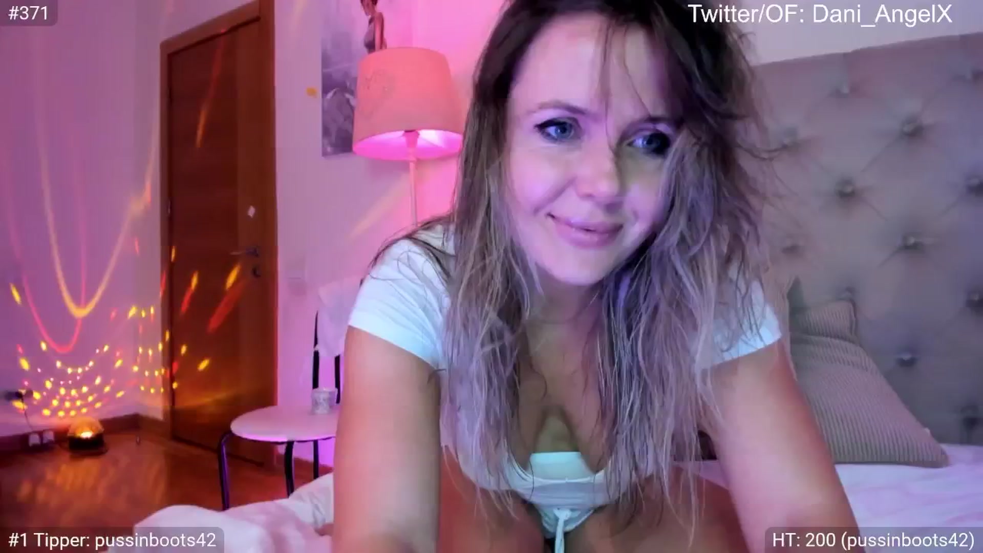 Gallery image thumbnail from Dani_Angel's myfreecams stream on, 08/15/2024, 22:01 image 3 of 20