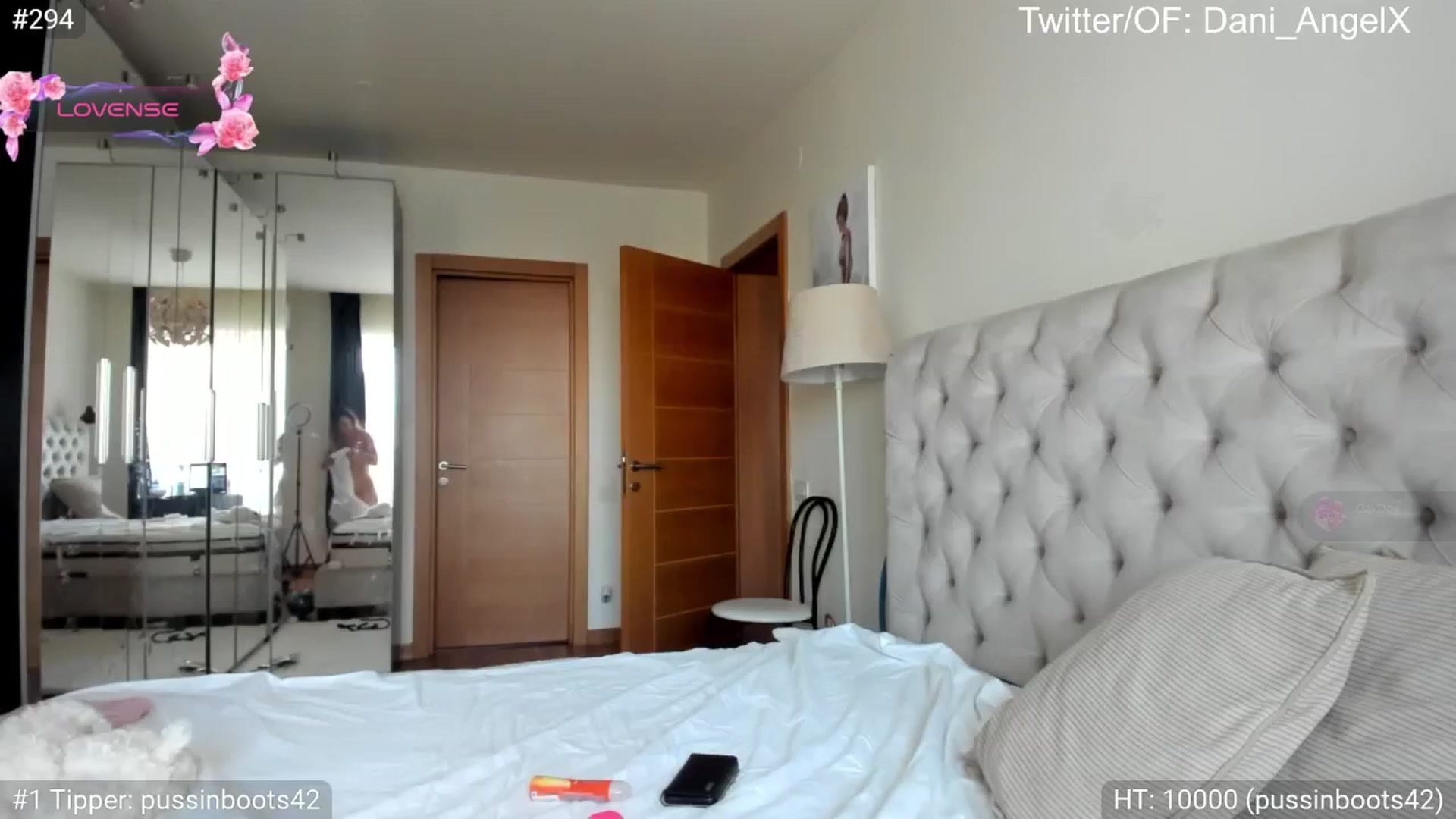 Gallery image thumbnail from Dani_Angel's myfreecams stream on, 08/23/2024, 17:13 image 15 of 20