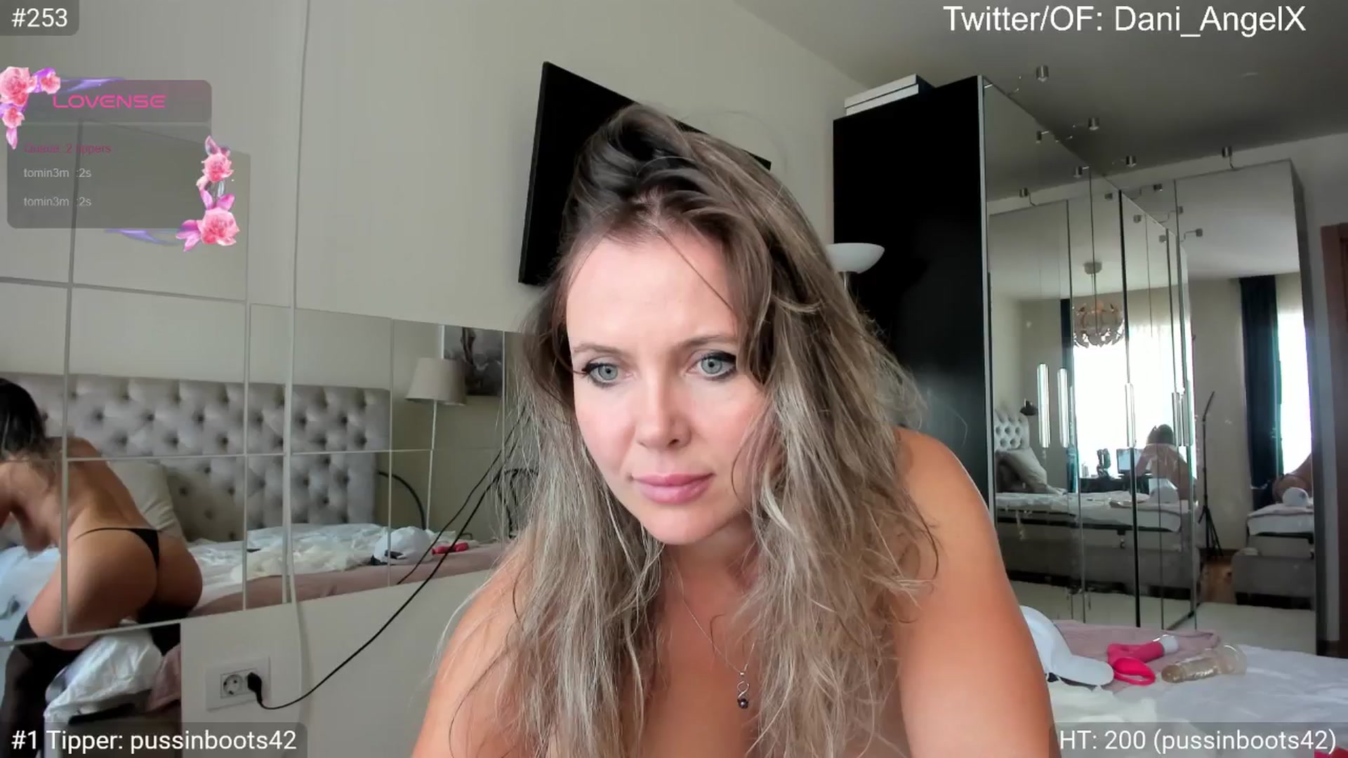 Gallery image thumbnail from Dani_Angel's myfreecams stream on, 08/25/2024, 14:06 image 5 of 20
