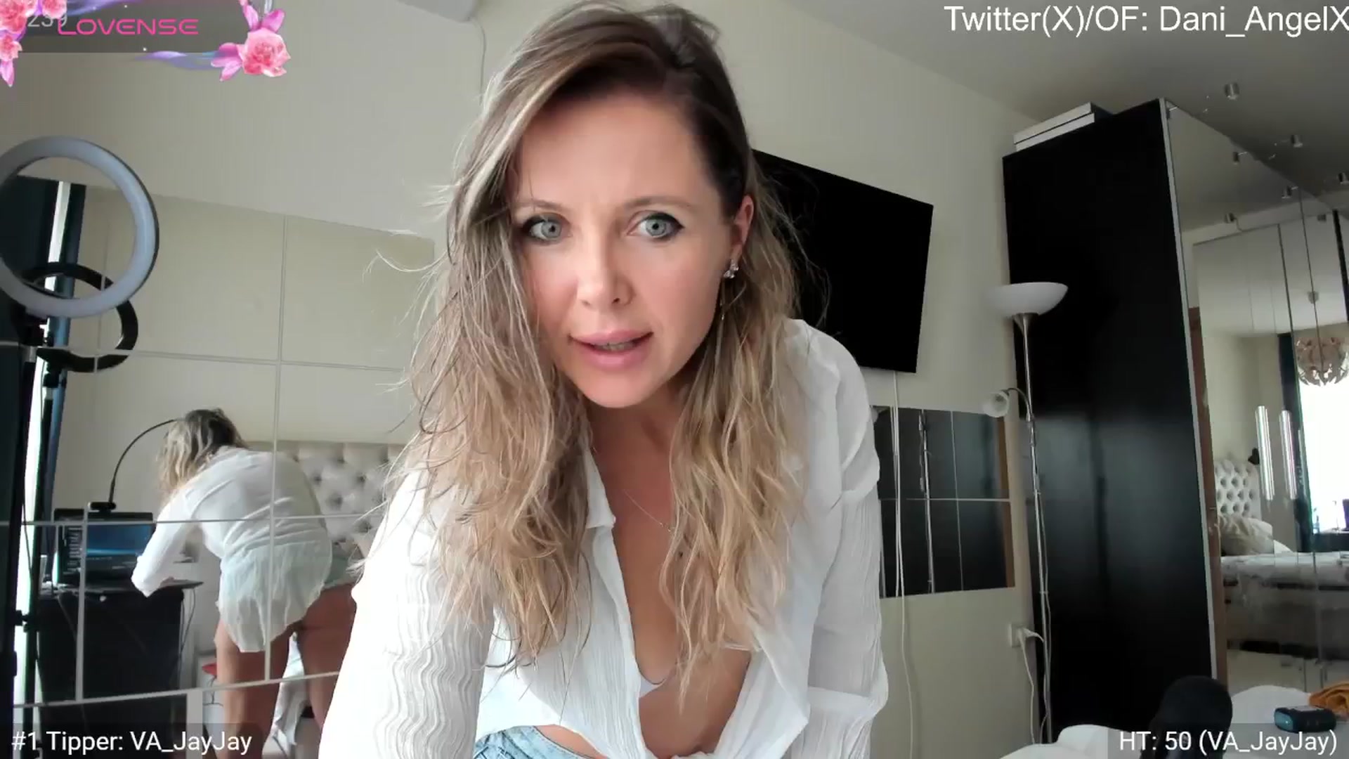 Gallery image thumbnail from Dani_Angel's myfreecams stream on, 08/30/2024, 15:08 image 14 of 20
