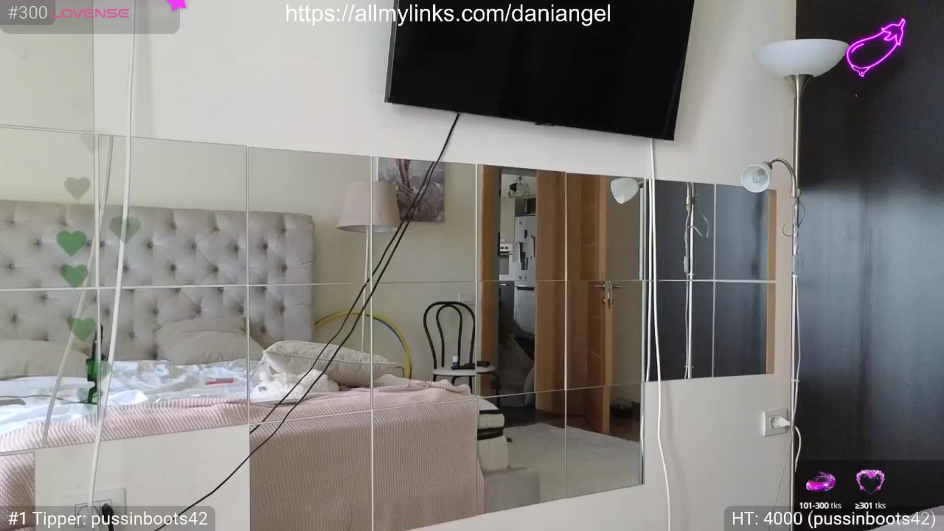 Gallery image thumbnail from Dani_Angel's myfreecams stream on, 09/28/2024, 15:03 image 10 of 20