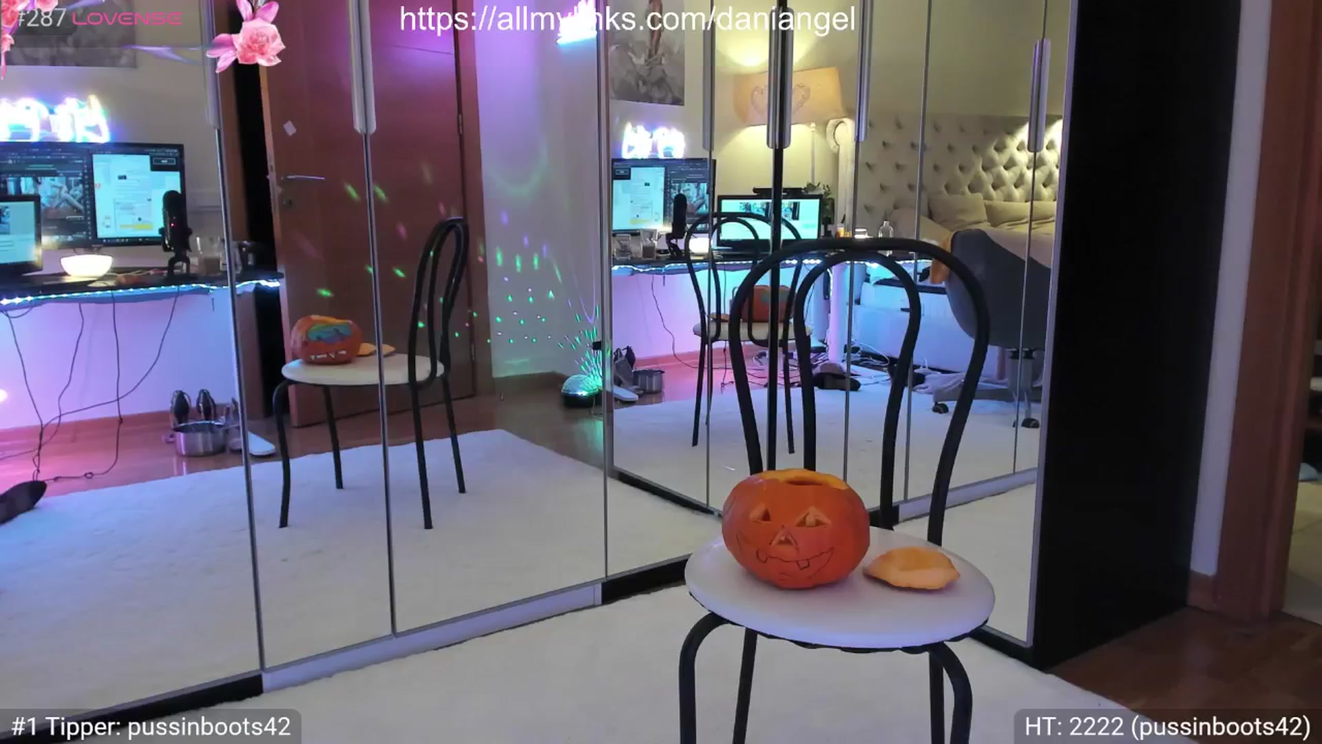 Gallery image thumbnail from Dani_Angel's myfreecams stream on, 10/31/2024, 24:06 image 7 of 20