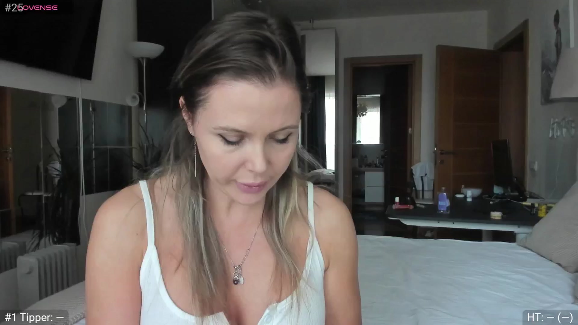 Gallery image thumbnail from Dani_Angel's myfreecams stream on, 11/12/2024, 15:26 image 1 of 20