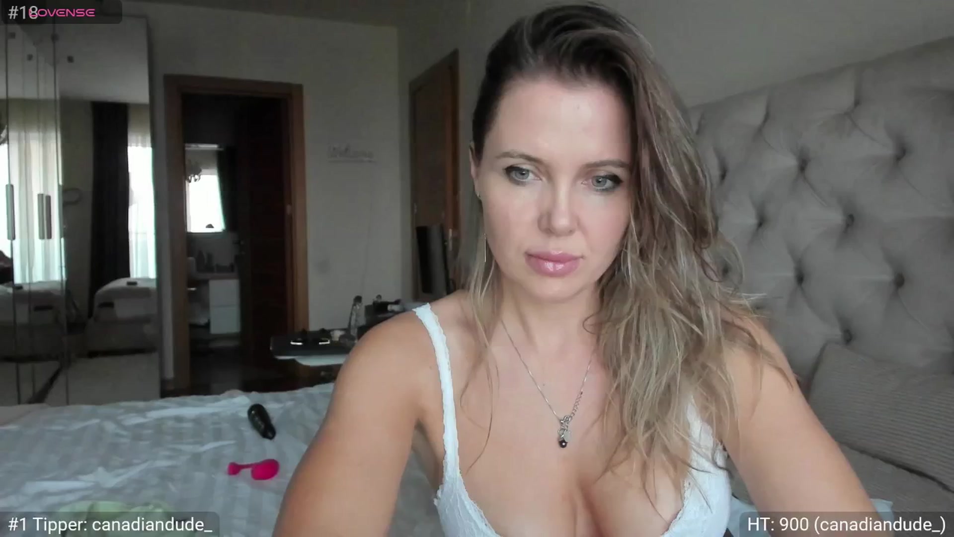 Gallery image thumbnail from Dani_Angel's myfreecams stream on, 11/16/2024, 14:54 image 17 of 20