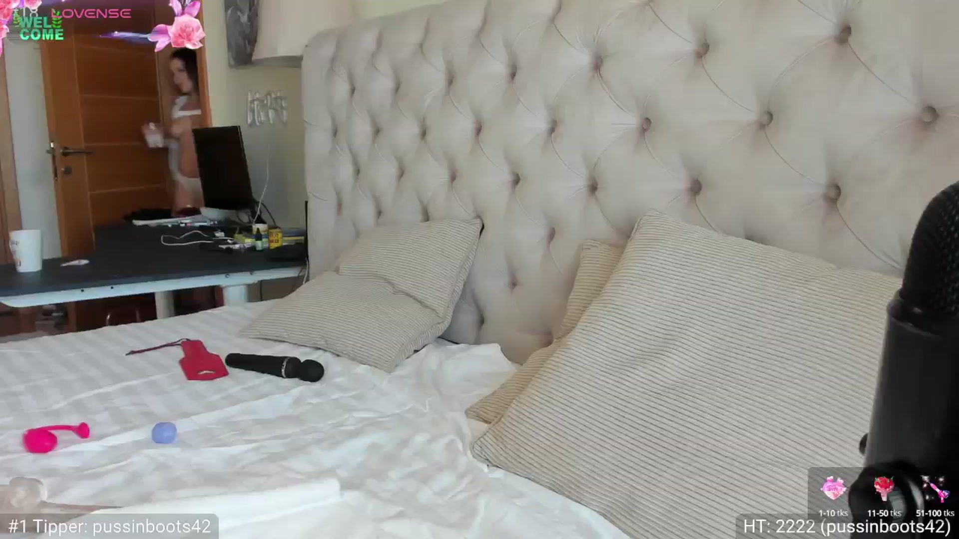 Gallery image thumbnail from Dani_Angel's myfreecams stream on, 11/17/2024, 14:33 image 11 of 20