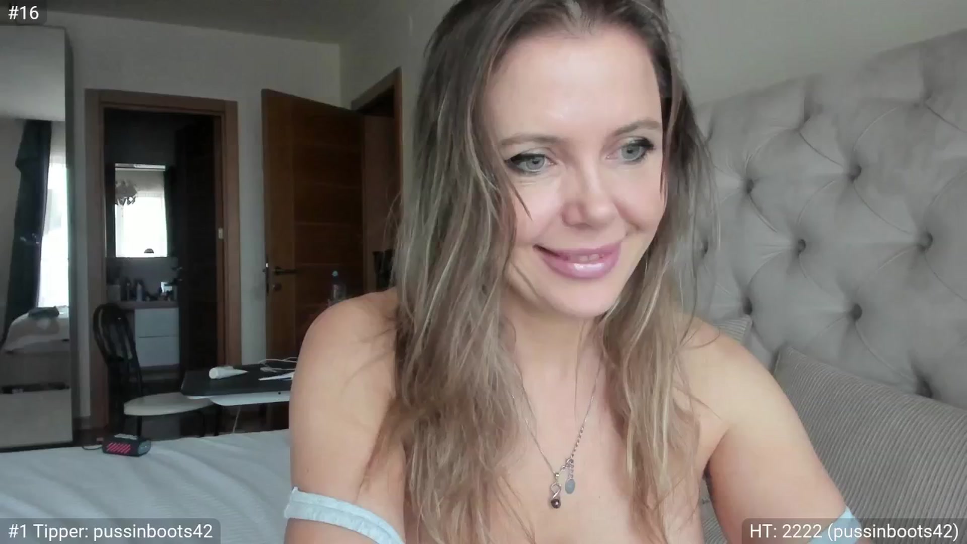 Gallery image thumbnail from Dani_Angel's myfreecams stream on, 11/28/2024, 07:34 image 12 of 20