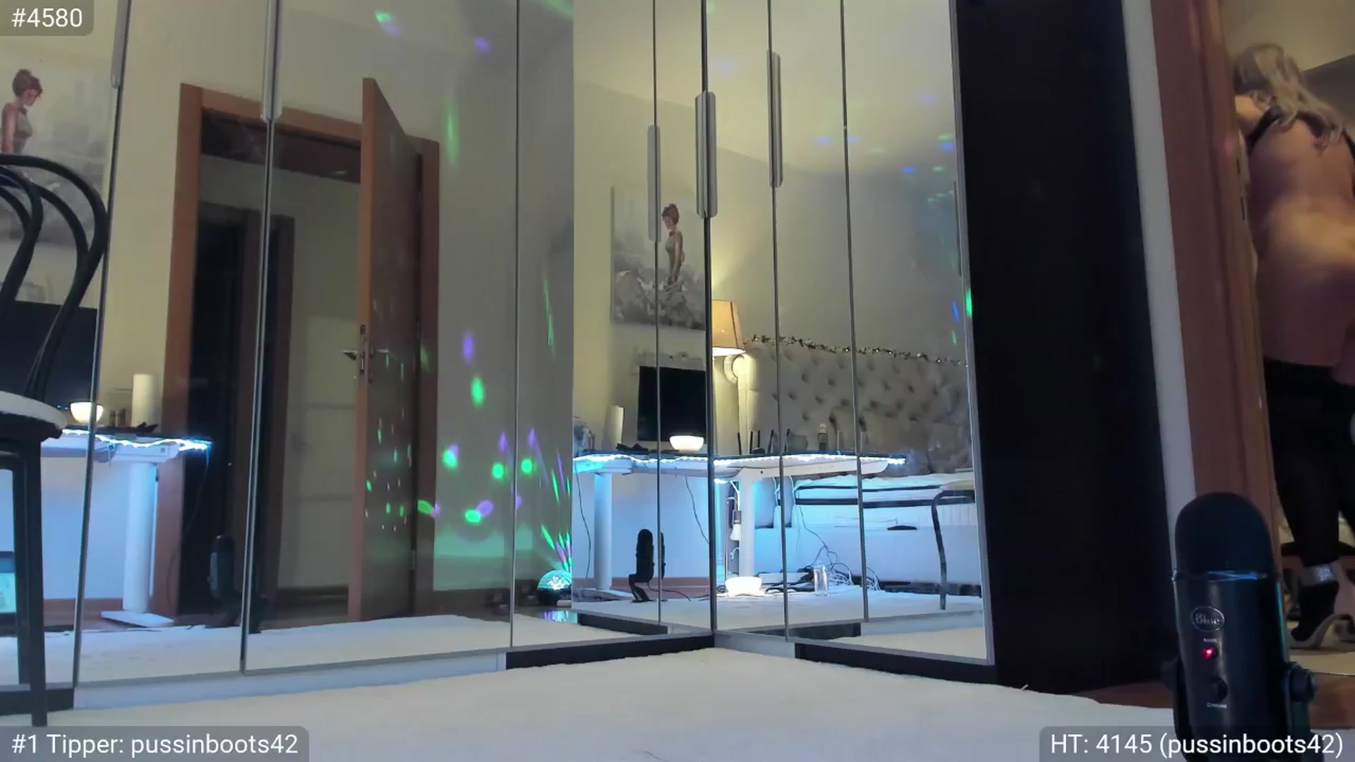Gallery image thumbnail from Dani_Angel's myfreecams stream on, 12/20/2024, 23:27 image 12 of 20