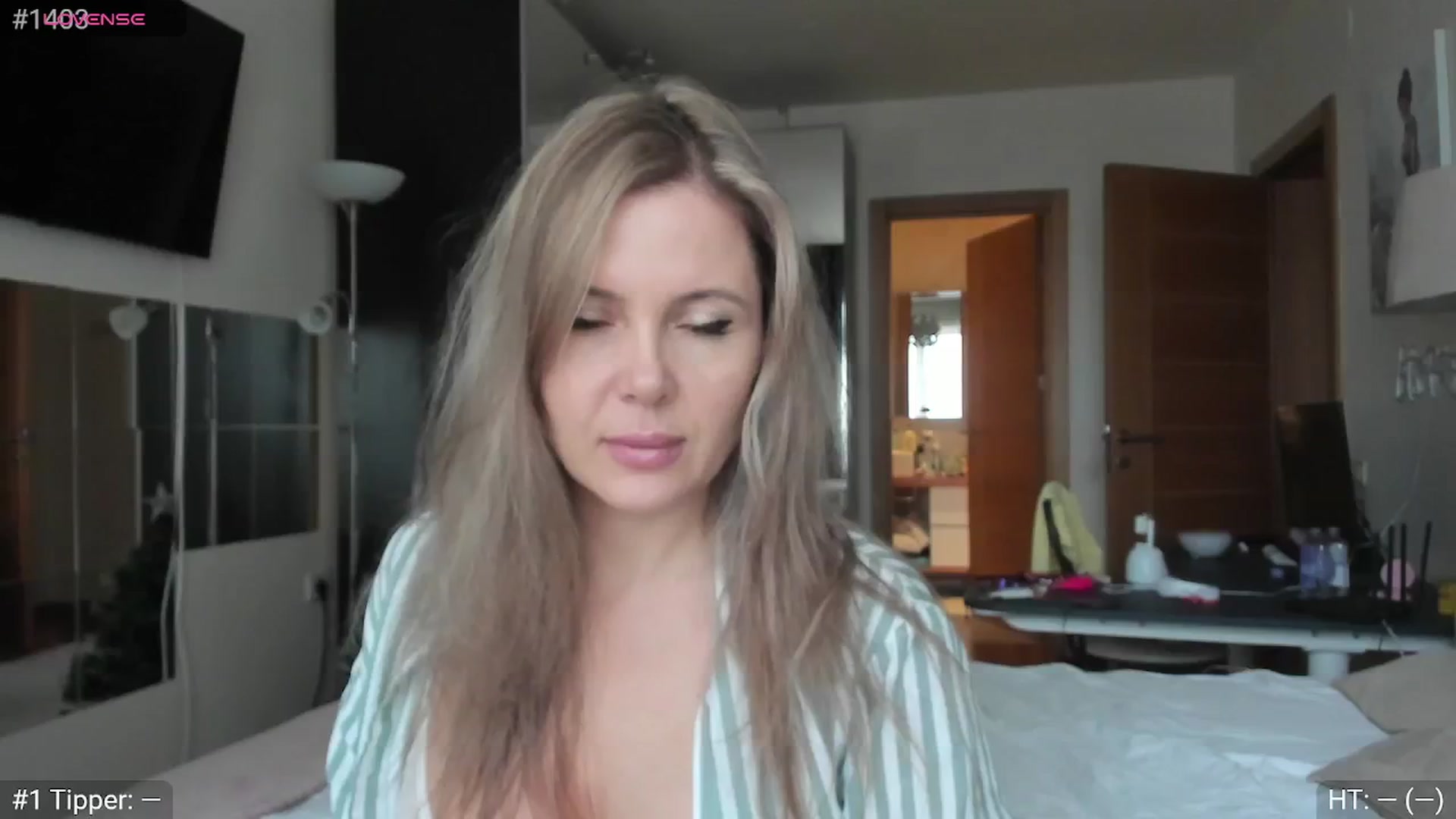 Gallery image thumbnail from Dani_Angel's myfreecams stream on, 12/22/2024, 13:19 image 1 of 20