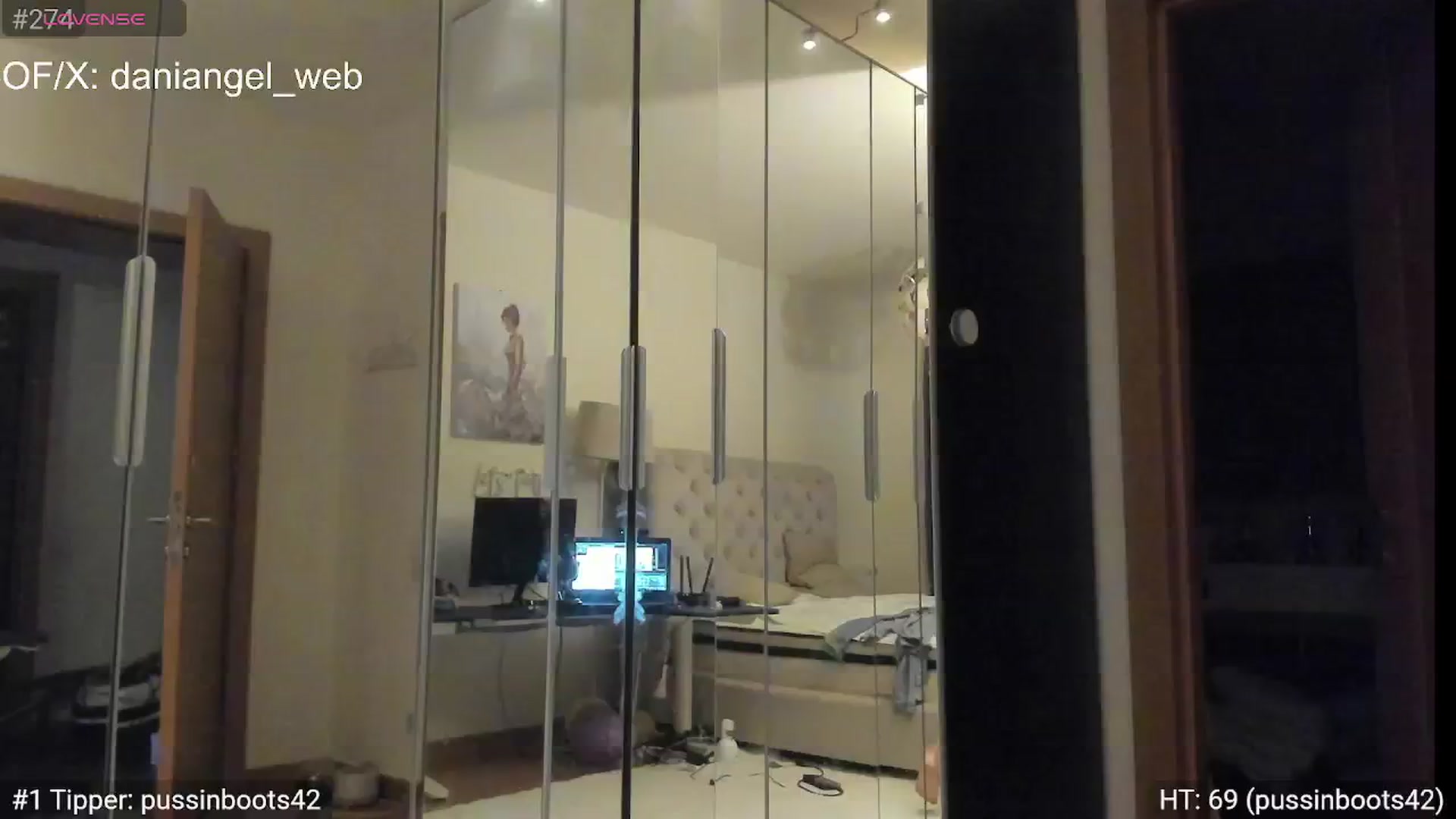Gallery image thumbnail from Dani_Angel's myfreecams stream on, 01/16/2025, 15:32 image 12 of 20