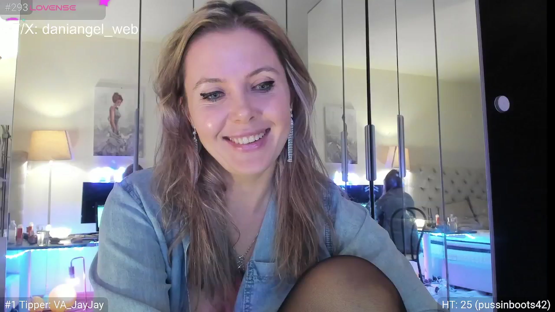 Gallery image thumbnail from Dani_Angel's myfreecams stream on, 01/17/2025, 22:06 image 1 of 20