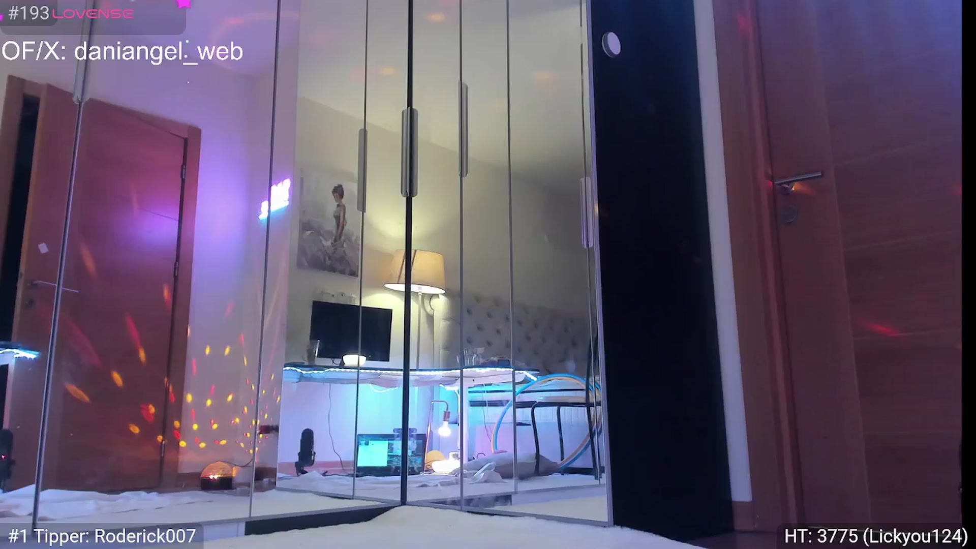 Gallery image thumbnail from Dani_Angel's myfreecams stream on, 01/19/2025, 24:24 image 19 of 20