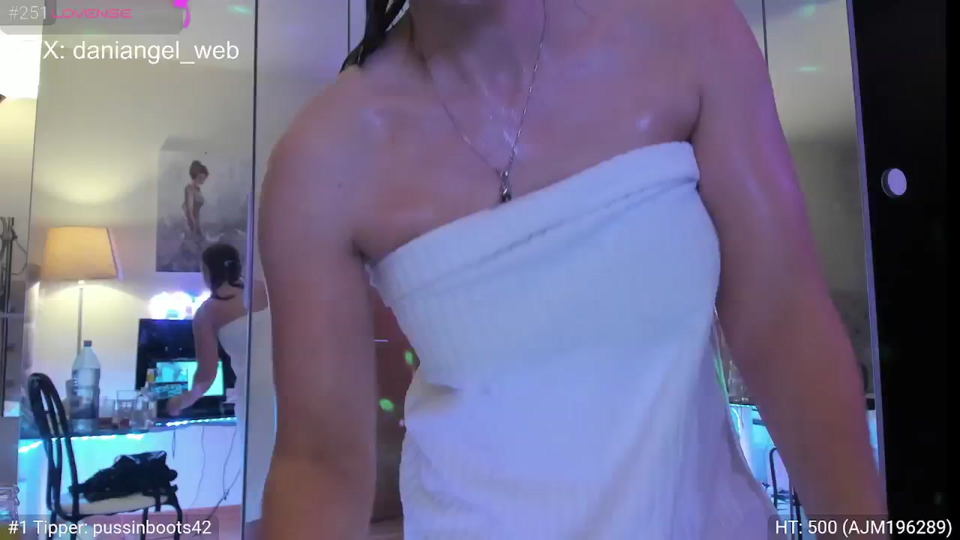 Gallery image thumbnail from Dani_Angel's myfreecams stream on, 01/24/2025, 21:57 image 15 of 20