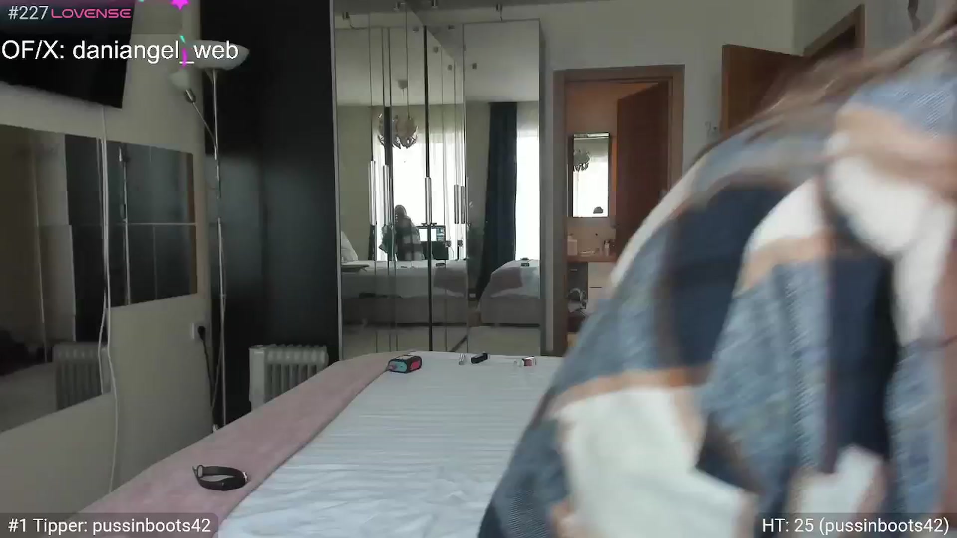 Gallery image thumbnail from Dani_Angel's myfreecams stream on, 01/26/2025, 08:47 image 1 of 20