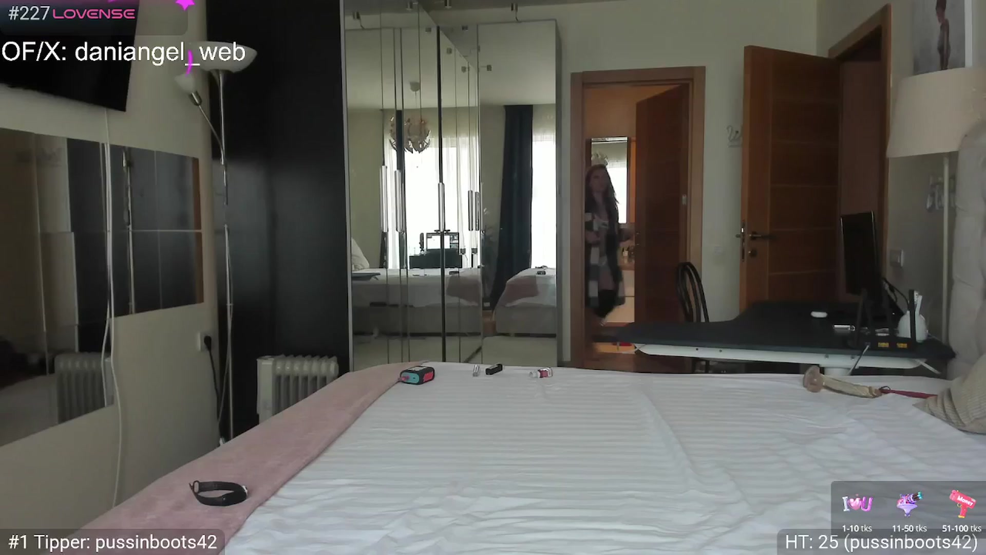 Gallery image thumbnail from Dani_Angel's myfreecams stream on, 01/26/2025, 08:47 image 7 of 20