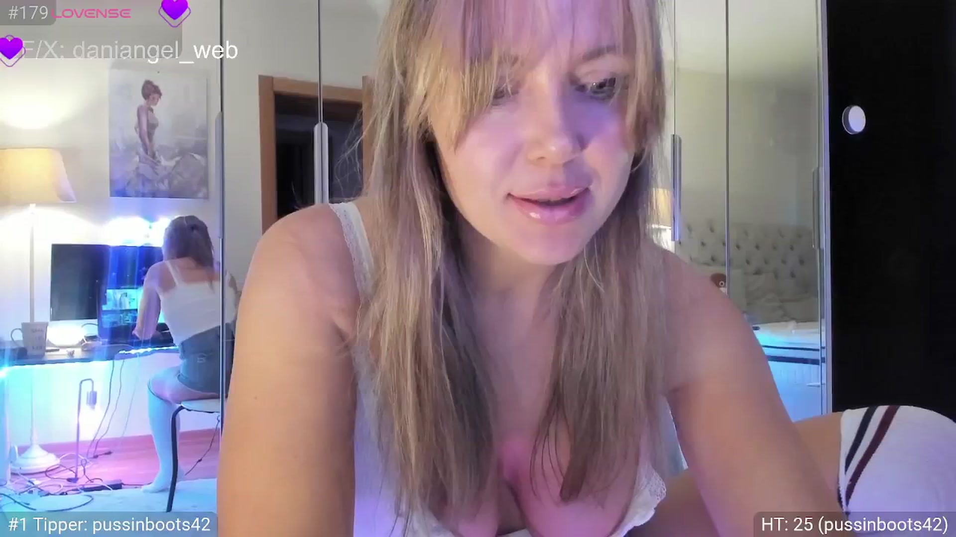 Gallery image thumbnail from Dani_Angel's myfreecams stream on, 02/26/2025, 15:45 image 4 of 20