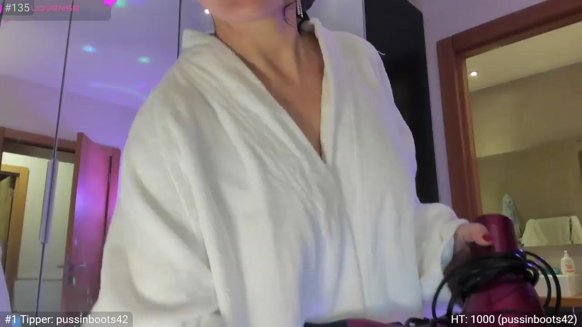 Gallery image thumbnail from Dani_Angel's myfreecams stream on, 03/15/2025, 22:09 image 4 of 20