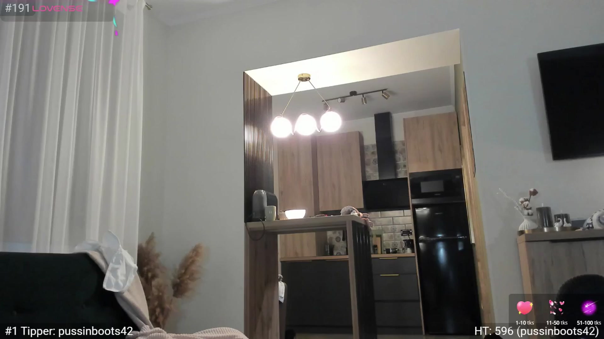 Gallery image thumbnail from Dani_Angel's myfreecams stream on, 03/29/2025, 07:30 image 7 of 20