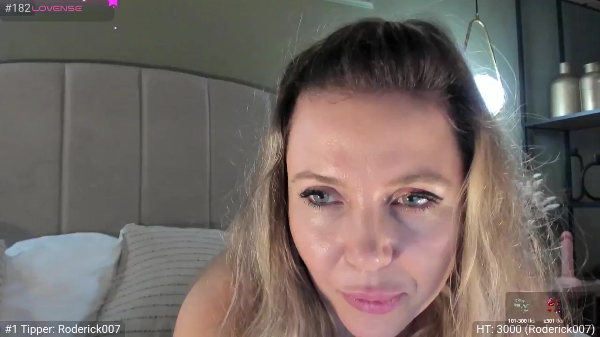 Gallery image thumbnail from Dani_Angel's myfreecams stream on, 03/30/2025, 04:57 image 8 of 20
