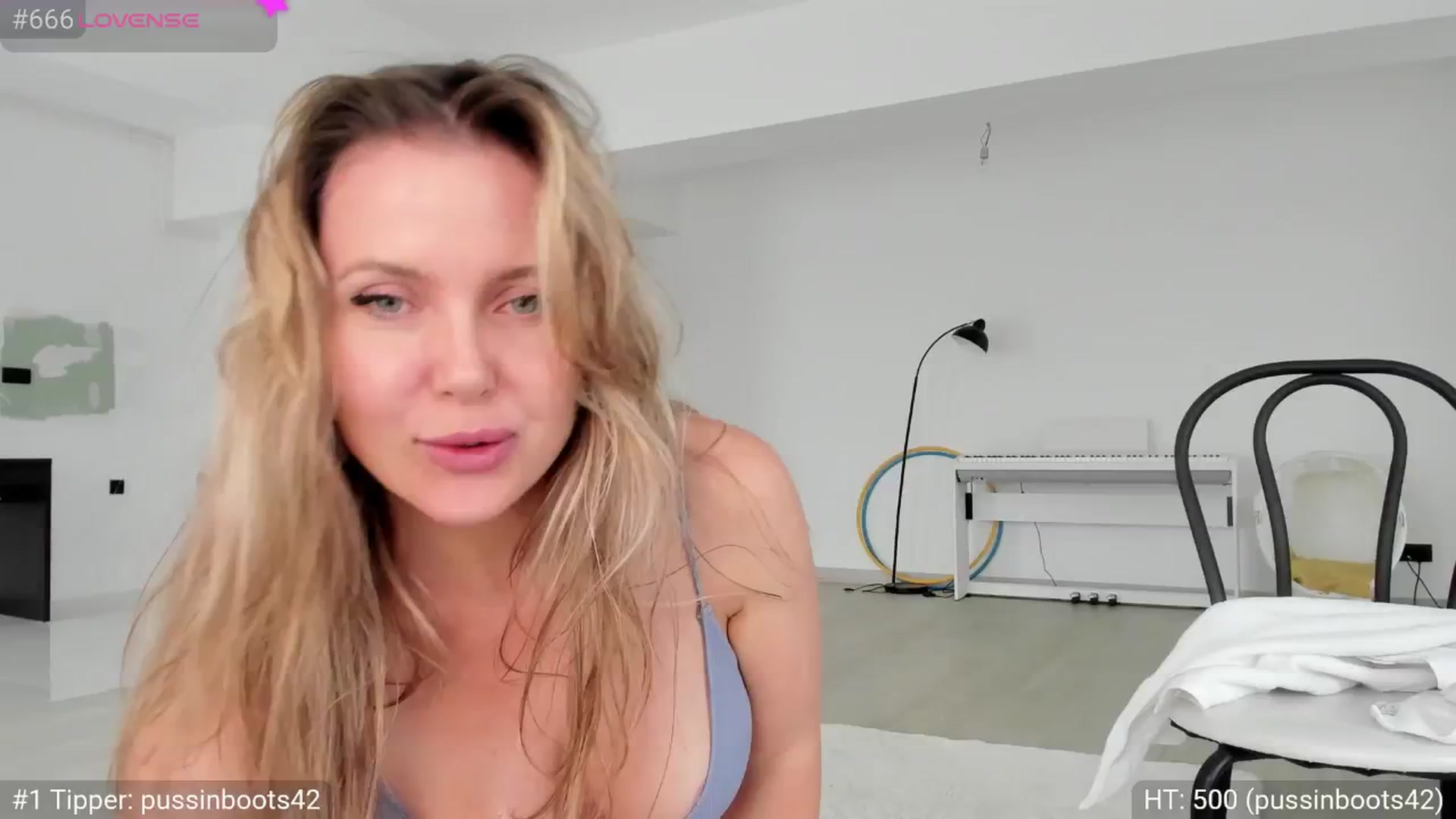 Gallery image thumbnail from Dani_Angel's myfreecams stream on, 04/26/2025, 17:07 image 6 of 20