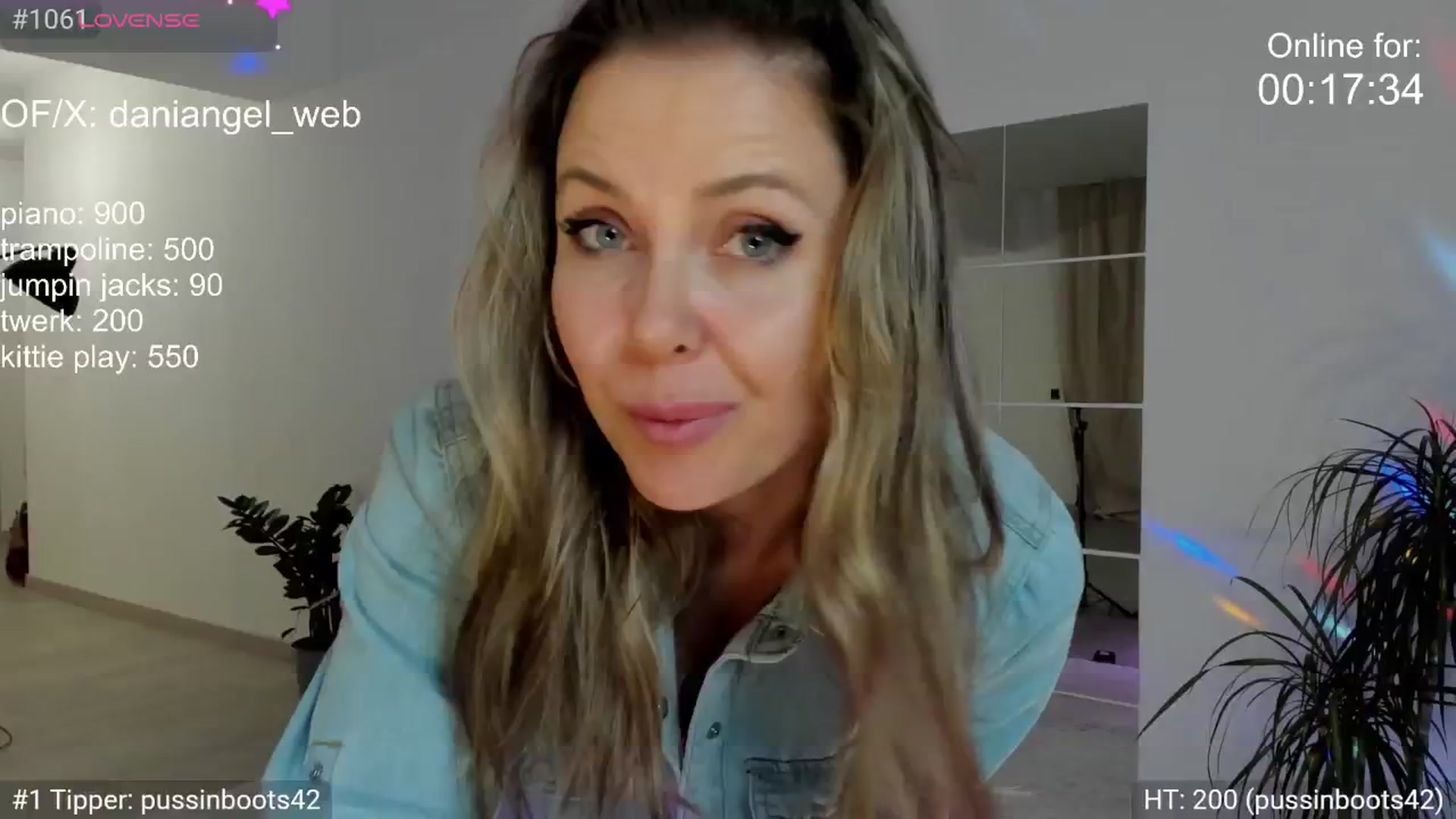 Gallery image thumbnail from Dani_Angel's myfreecams stream on, 05/14/2025, 24:02 image 15 of 20