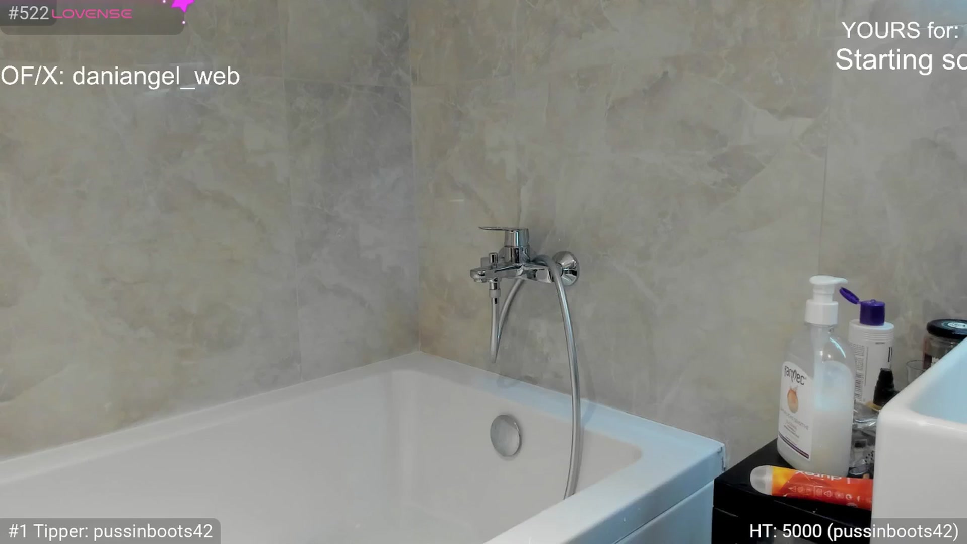 Gallery image thumbnail from Dani_Angel's myfreecams stream on, 05/18/2025, 22:02 image 18 of 20