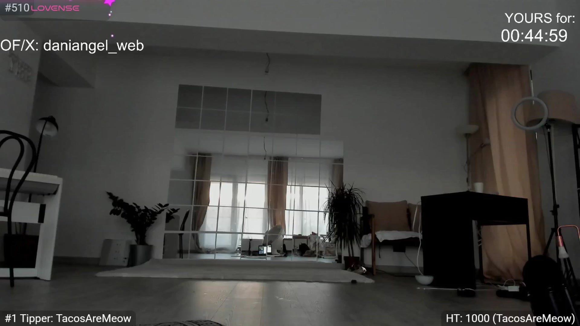 Gallery image thumbnail from Dani_Angel's myfreecams stream on, 05/29/2025, 18:23 image 10 of 20