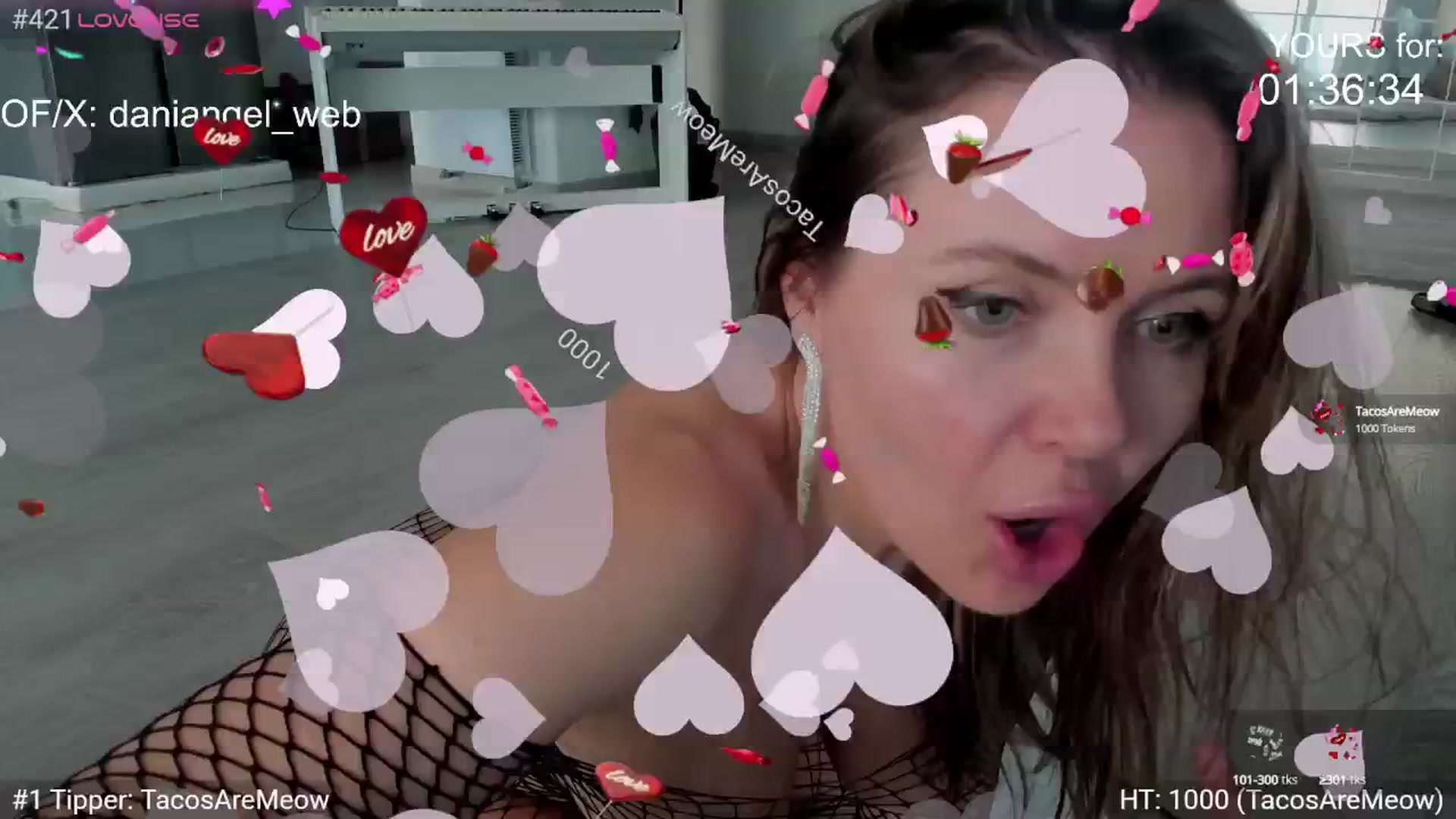 Gallery image thumbnail from Dani_Angel's myfreecams stream on, 06/04/2025, 17:43 image 14 of 20