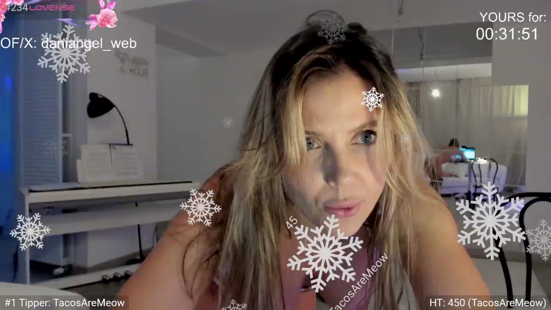 Gallery image thumbnail from Dani_Angel's myfreecams stream on, 06/21/2025, 21:48 image 4 of 20