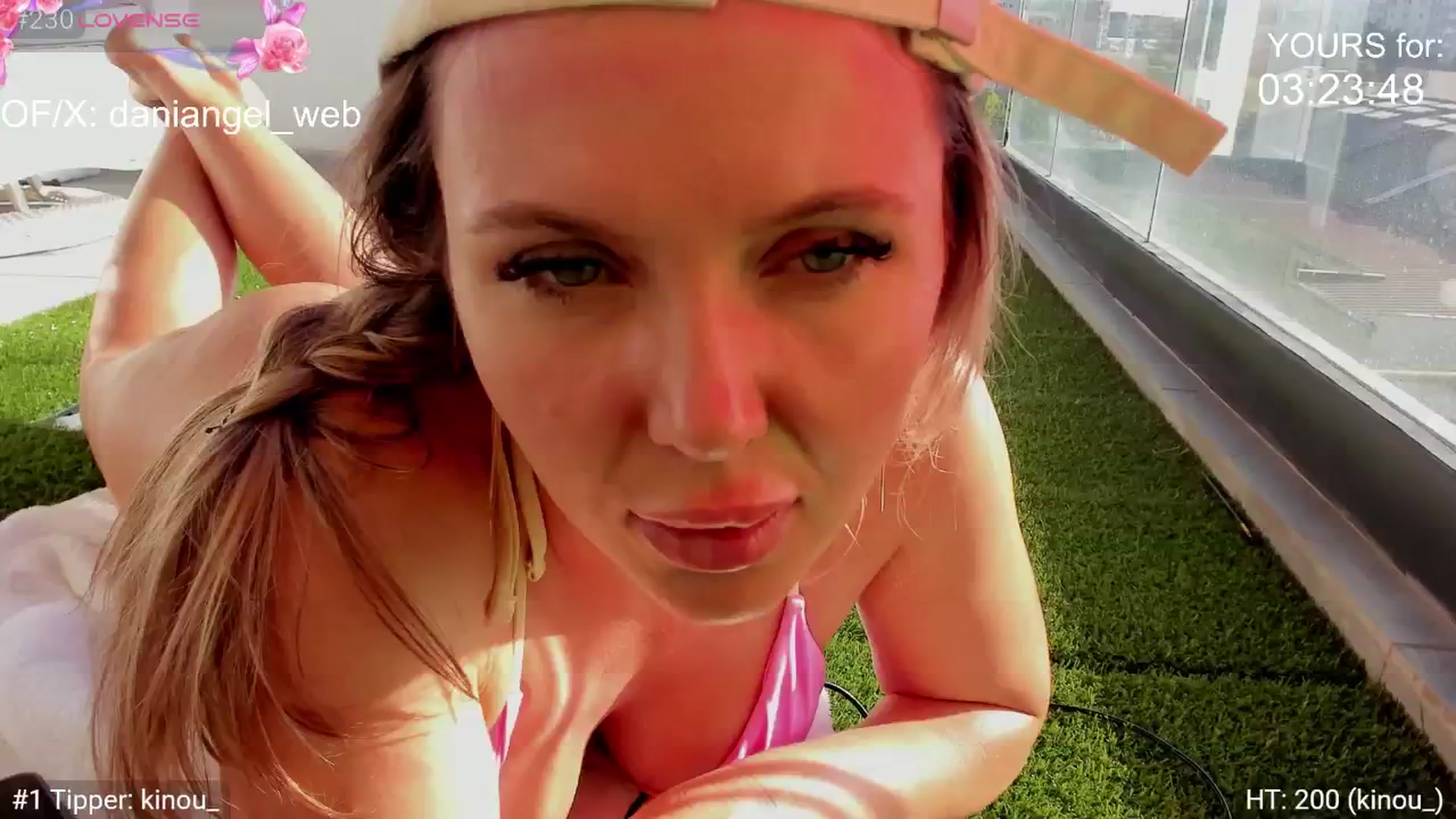 Gallery image thumbnail from Dani_Angel's myfreecams stream on, 06/27/2025, 15:59 image 14 of 20