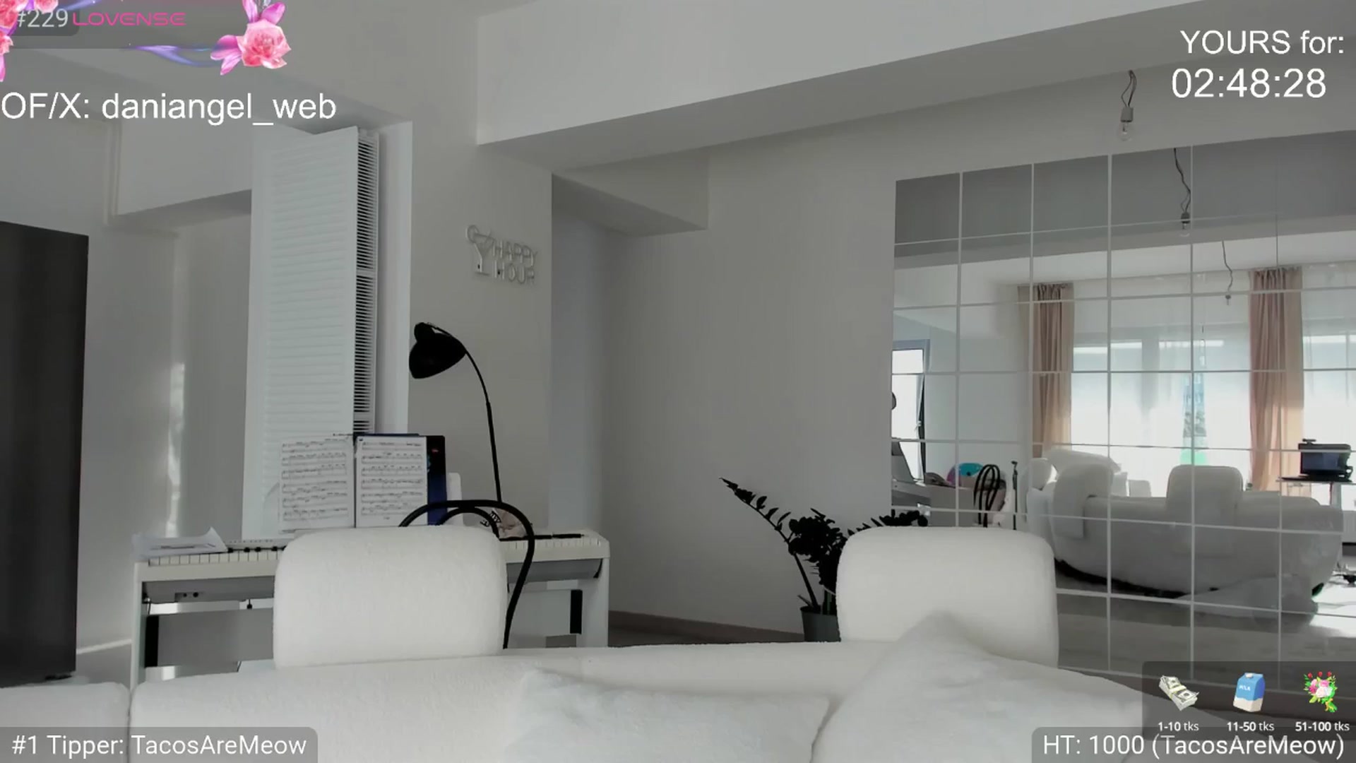 Gallery image thumbnail from Dani_Angel's myfreecams stream on, 06/27/2025, 17:05 image 1 of 20