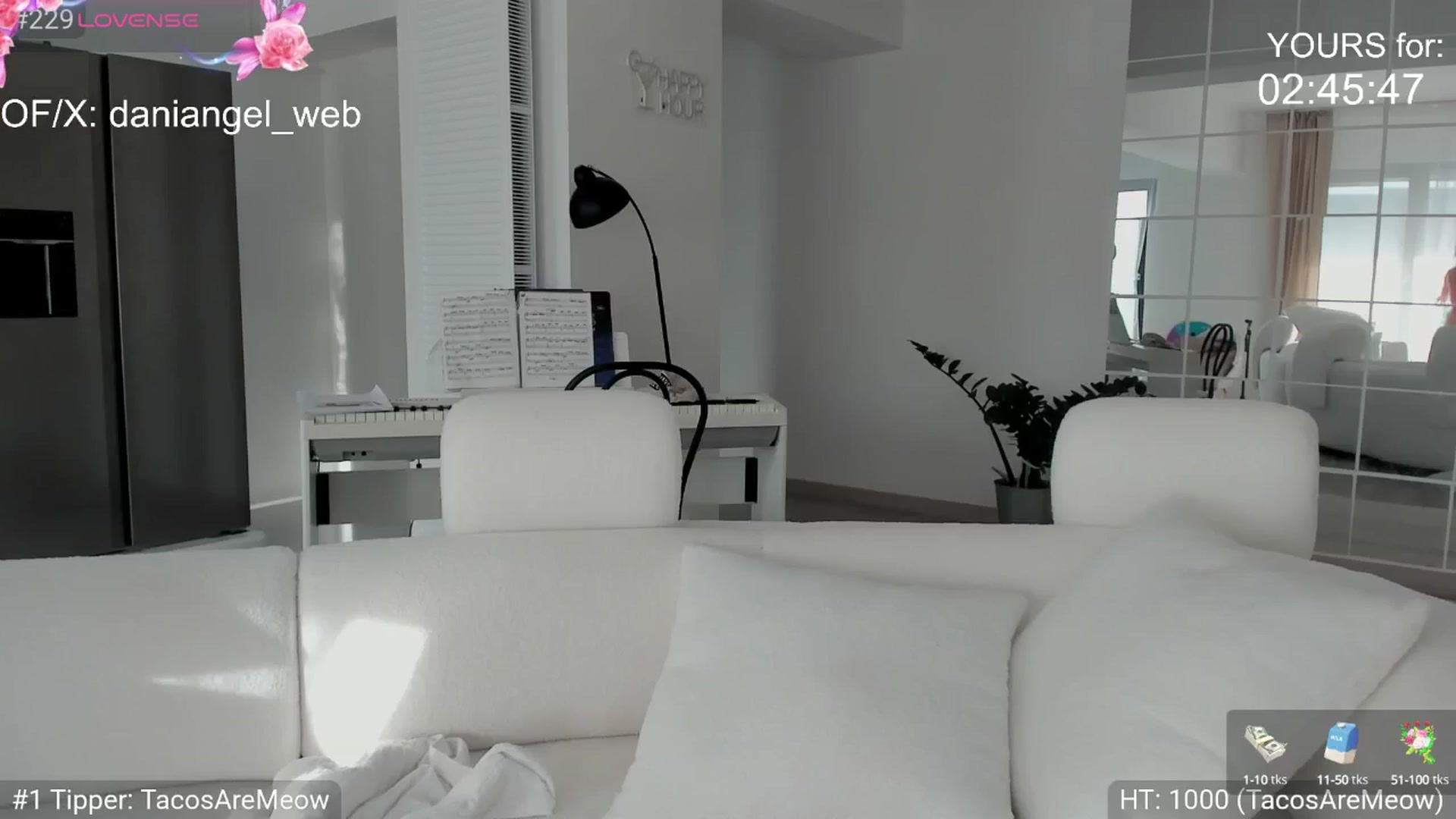 Gallery image thumbnail from Dani_Angel's myfreecams stream on, 06/27/2025, 17:05 image 2 of 20