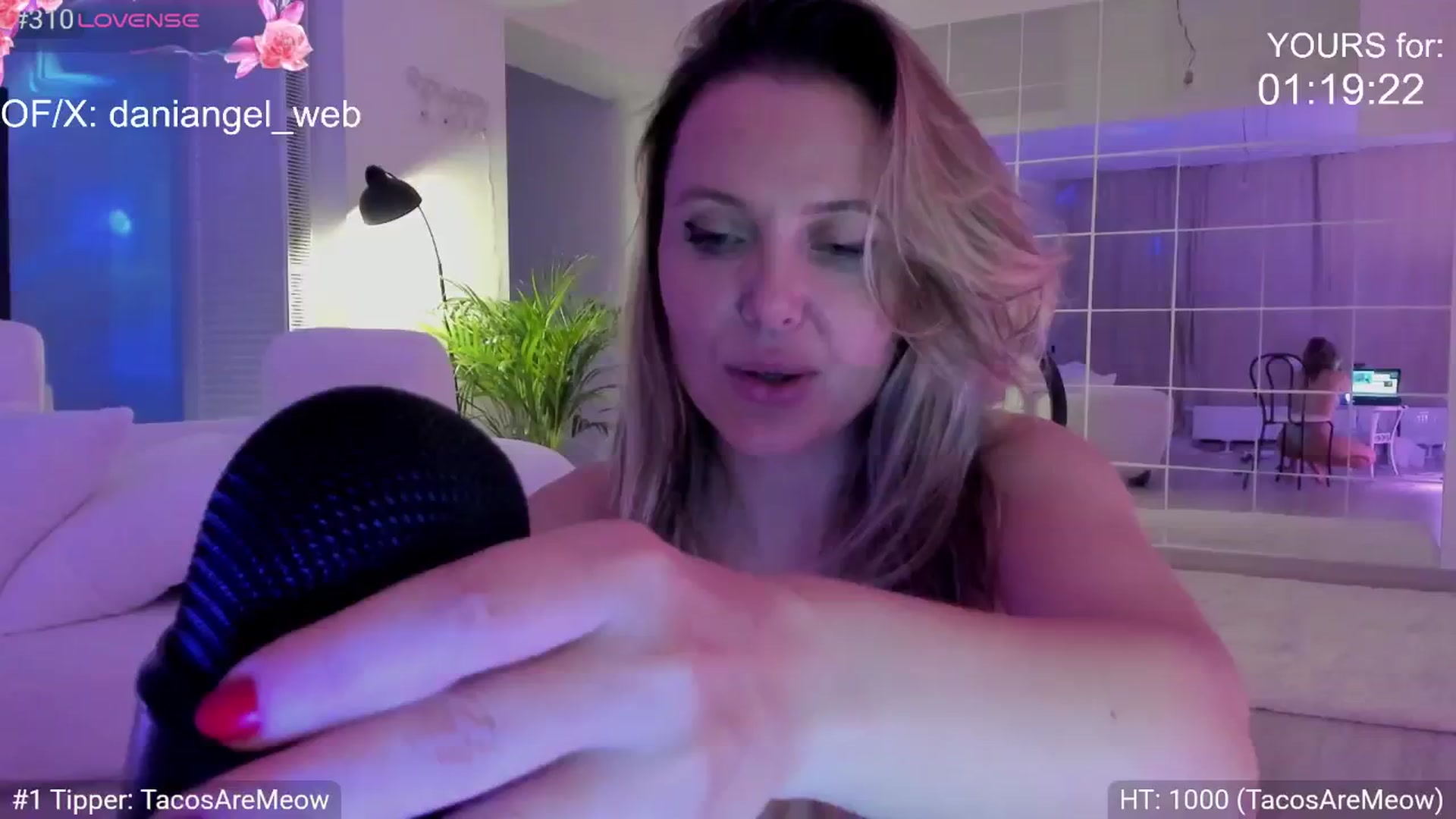 Gallery image thumbnail from Dani_Angel's myfreecams stream on, 07/05/2025, 19:53 image 3 of 20