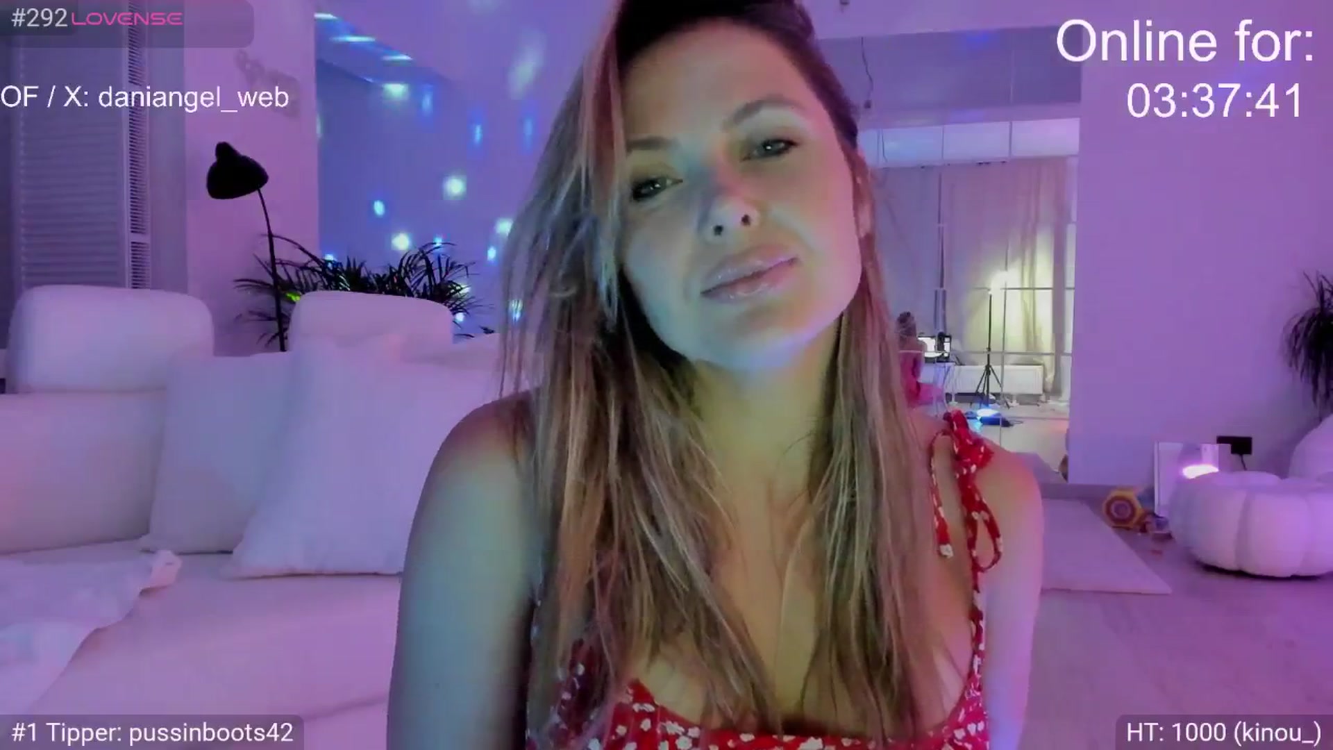 Gallery image thumbnail from Dani_Angel's myfreecams stream on, 07/19/2025, 18:53 image 14 of 20